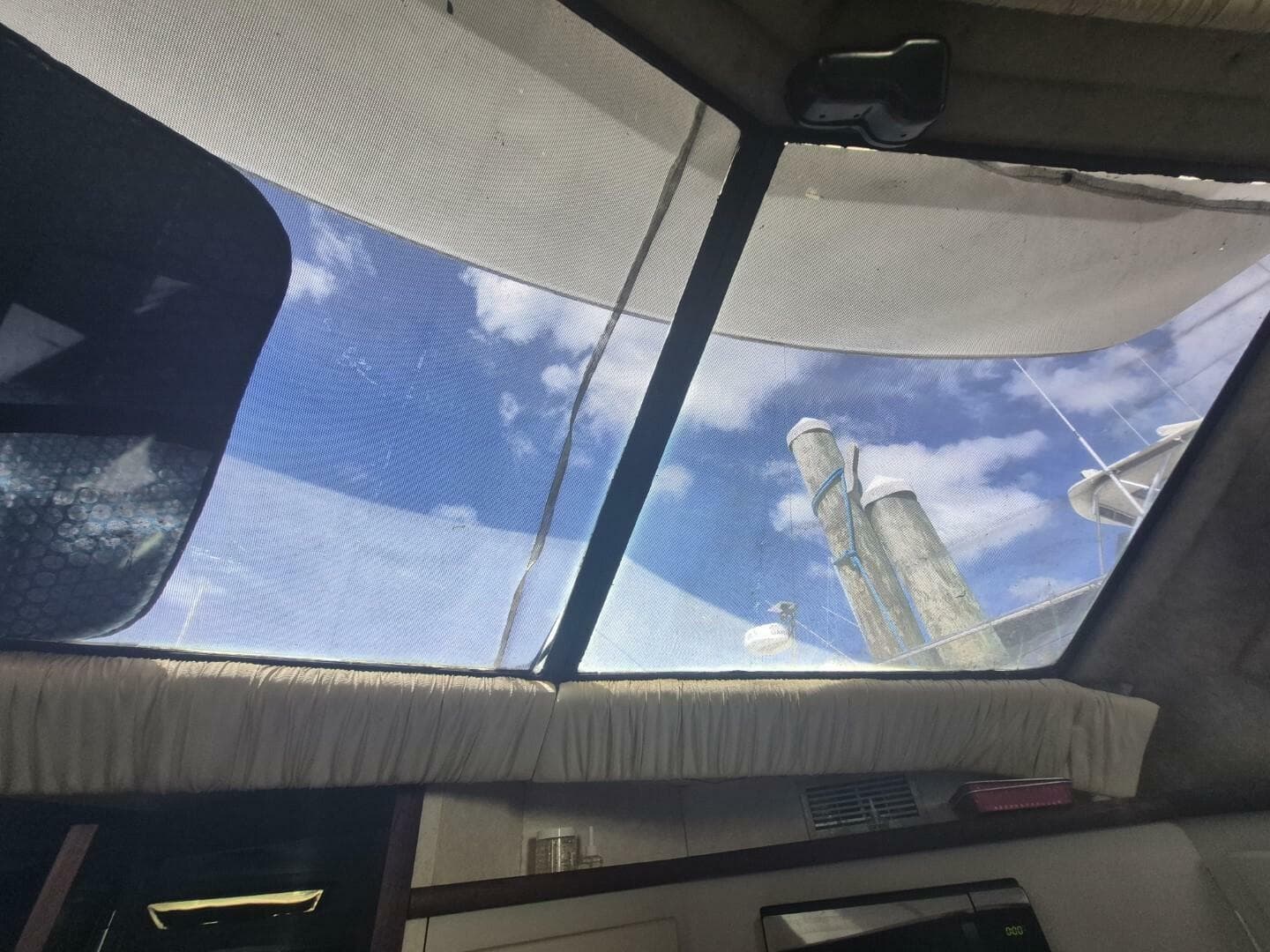 1991 Carver — photo 26