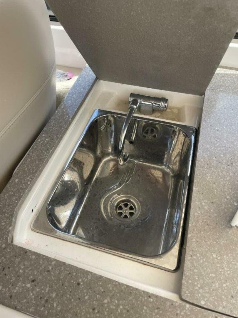 2011 Regal 42 Sport Coupe — photo 15