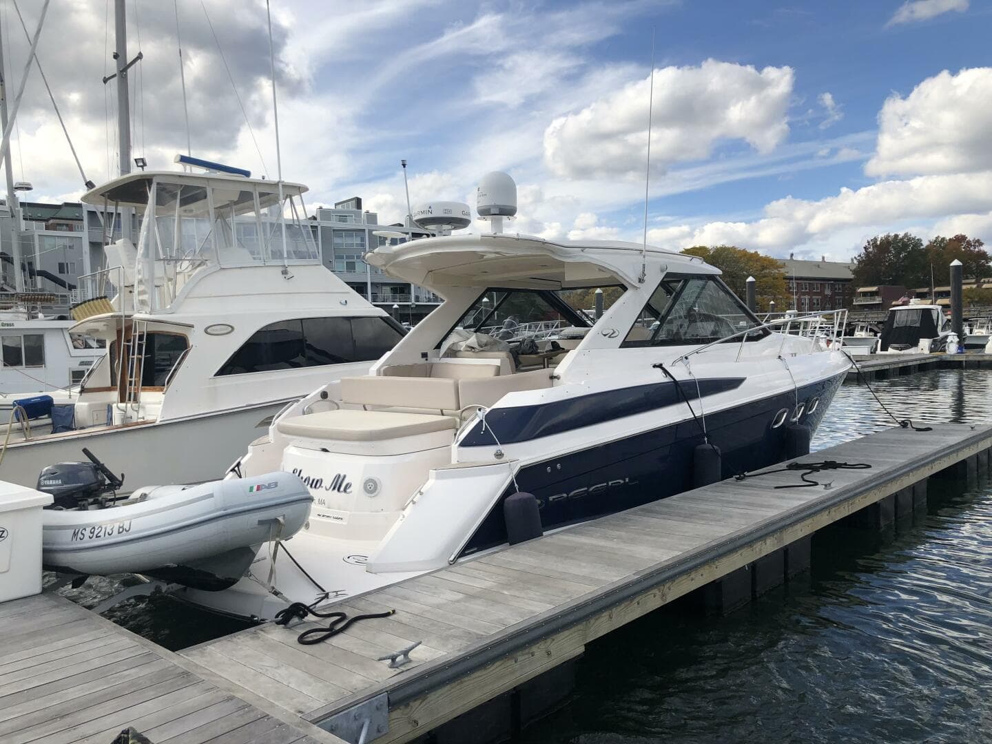 2011 Regal 42 Sport Coupe — photo 2