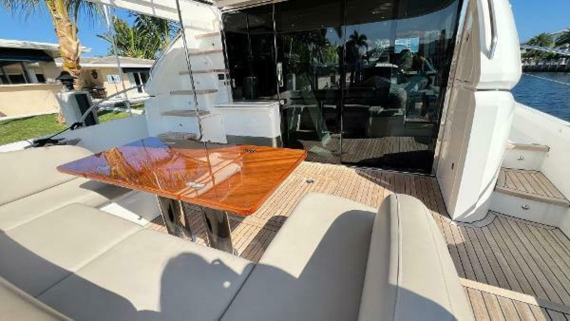 2019 Princess F62 — photo 78
