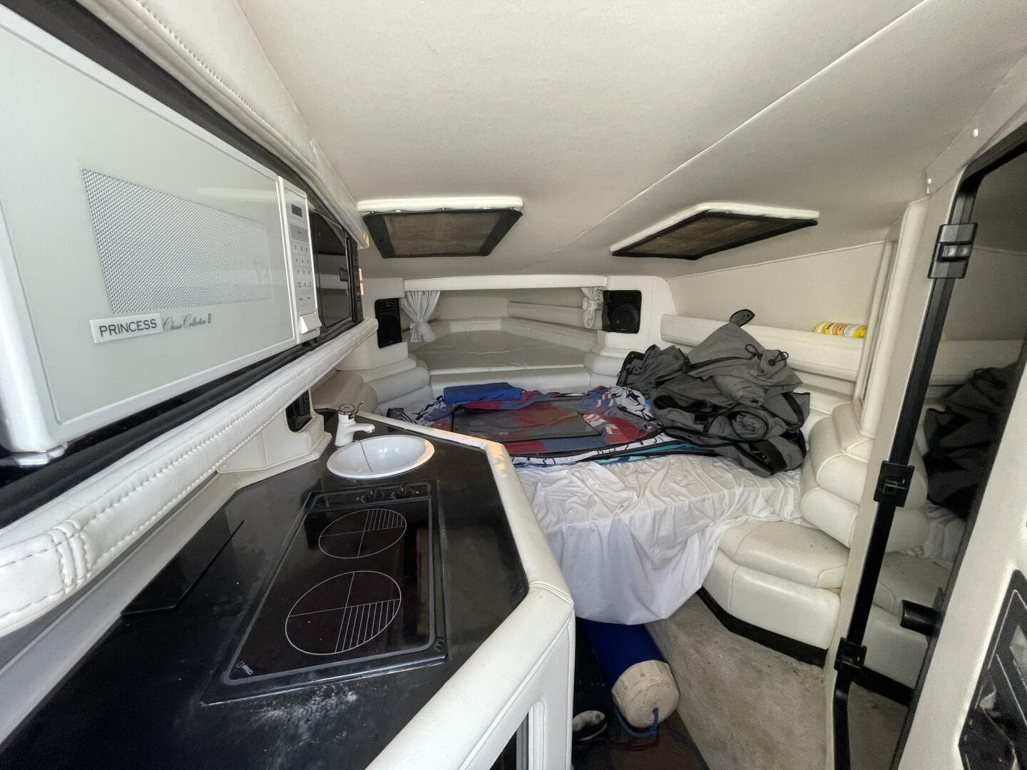 1993 Fountain 38 Sport Cruiser — photo 43