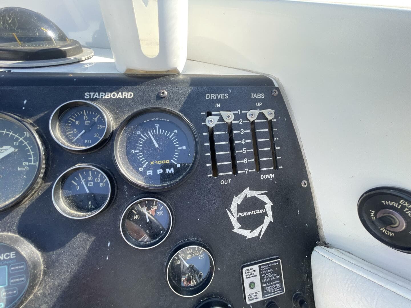 1993 Fountain 38 Sport Cruiser — photo 40