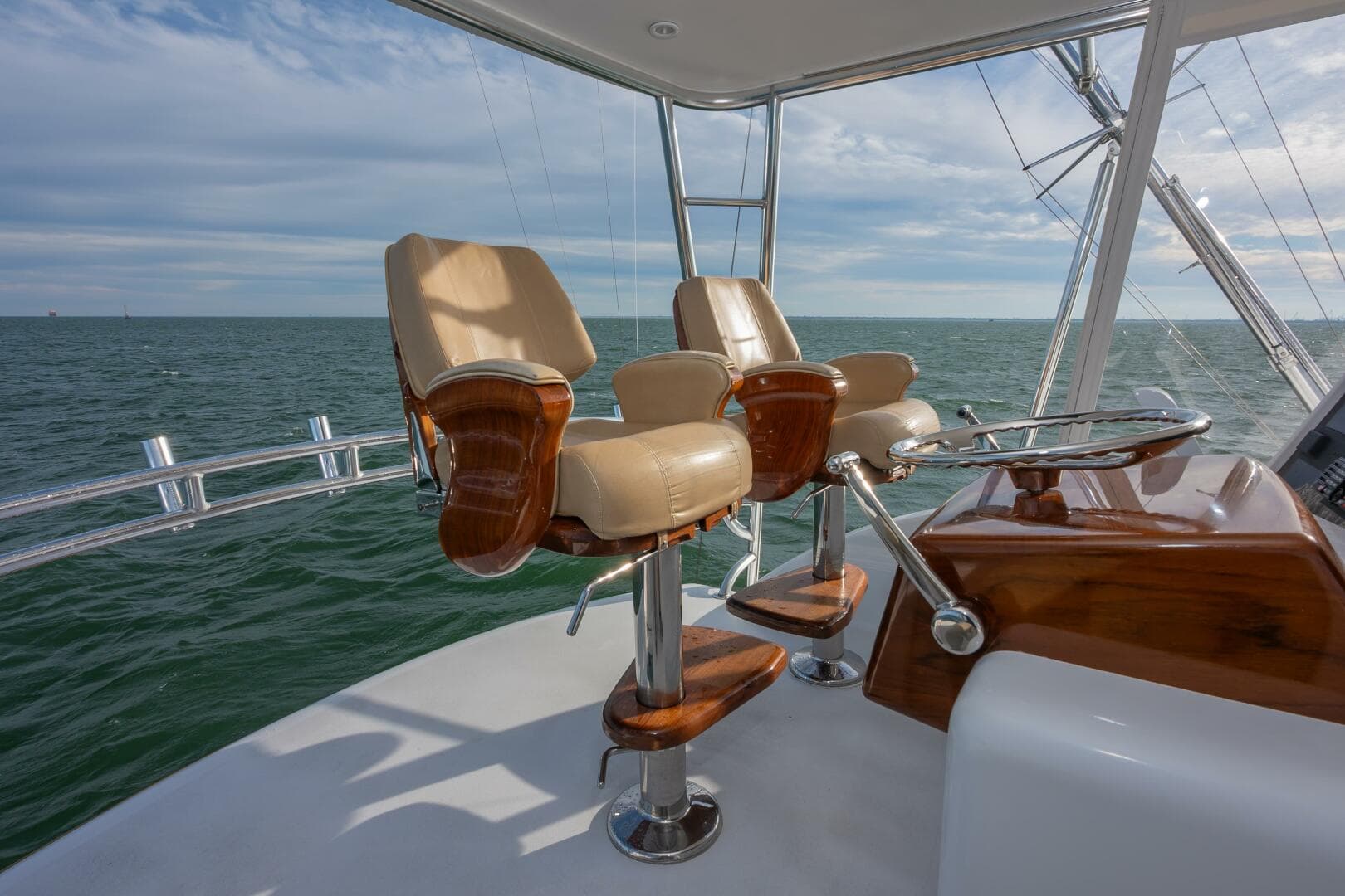 2014 Scarborough 60 Sportfish — photo 12