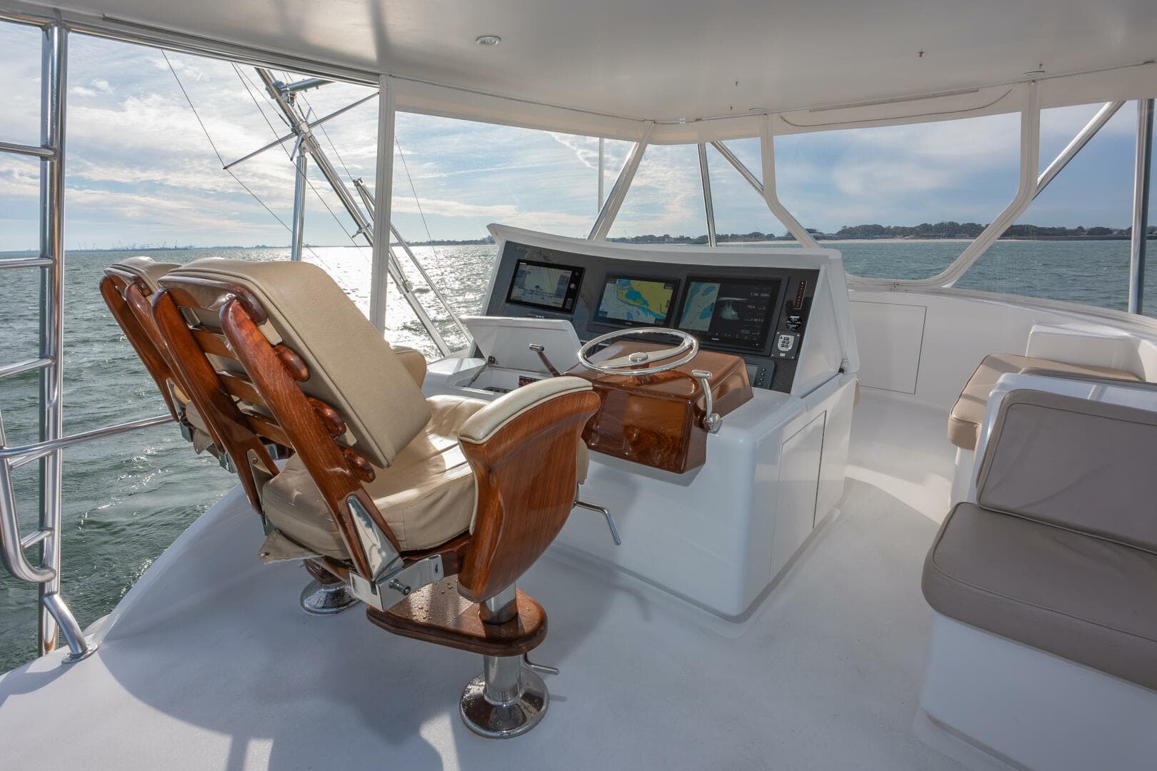 2014 Scarborough 60 Sportfish — photo 13