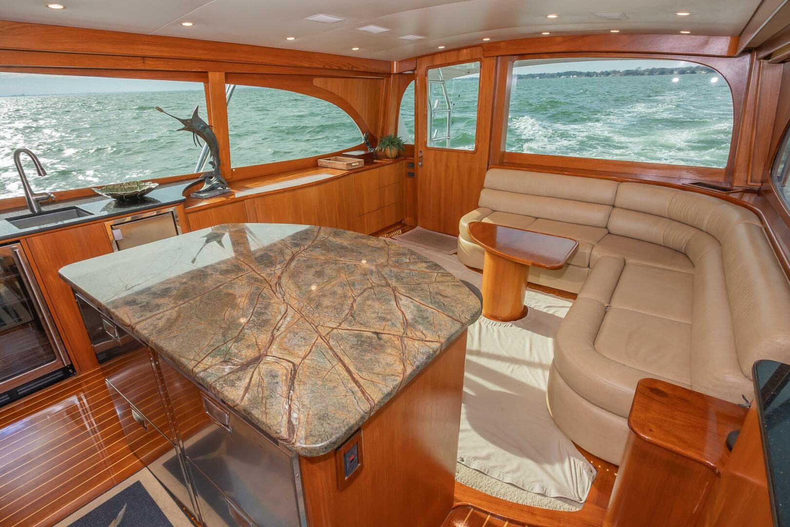 2014 Scarborough 60 Sportfish — photo 20