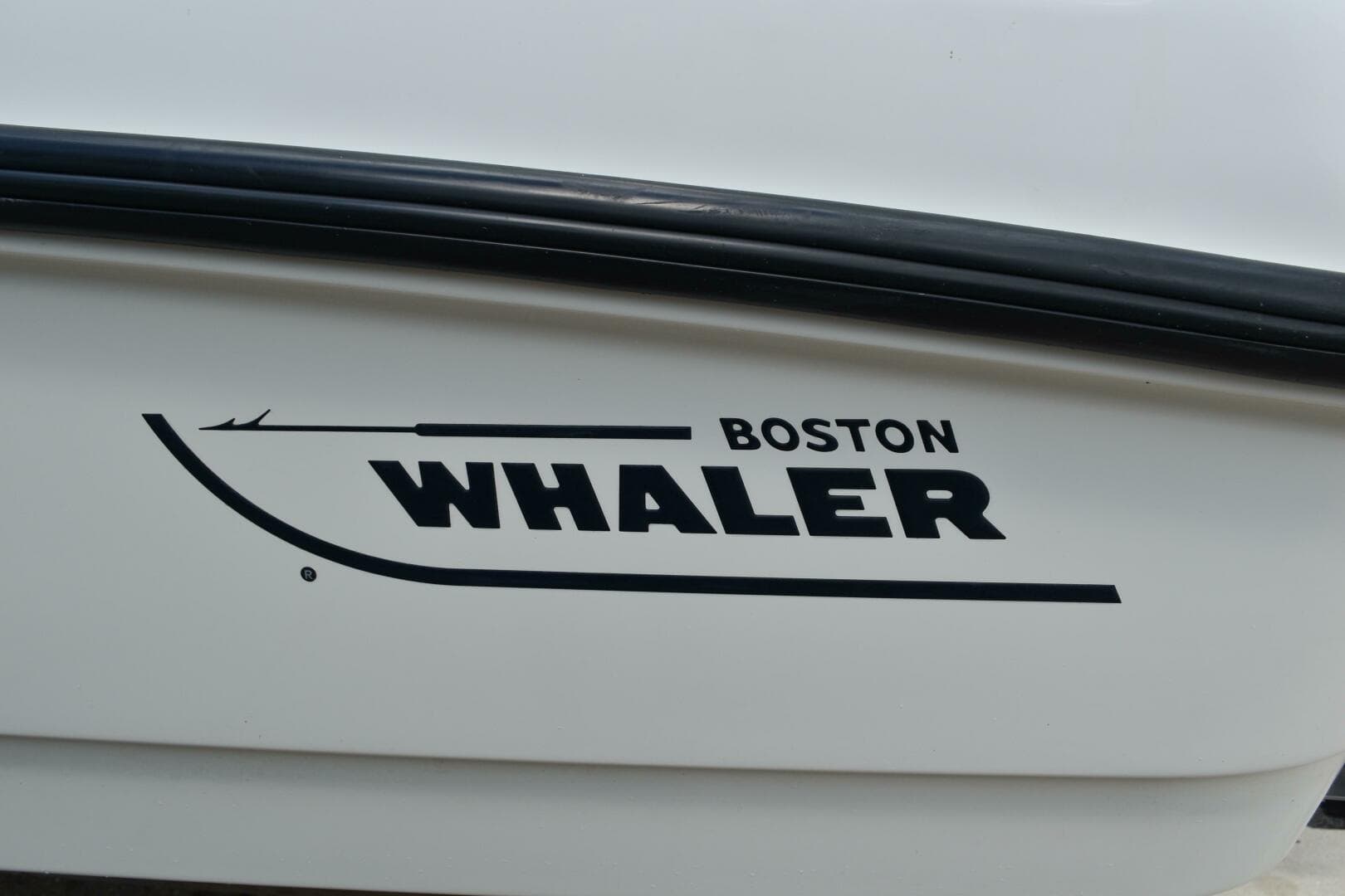 2010 Boston Whaler 230 Dauntless — photo 3