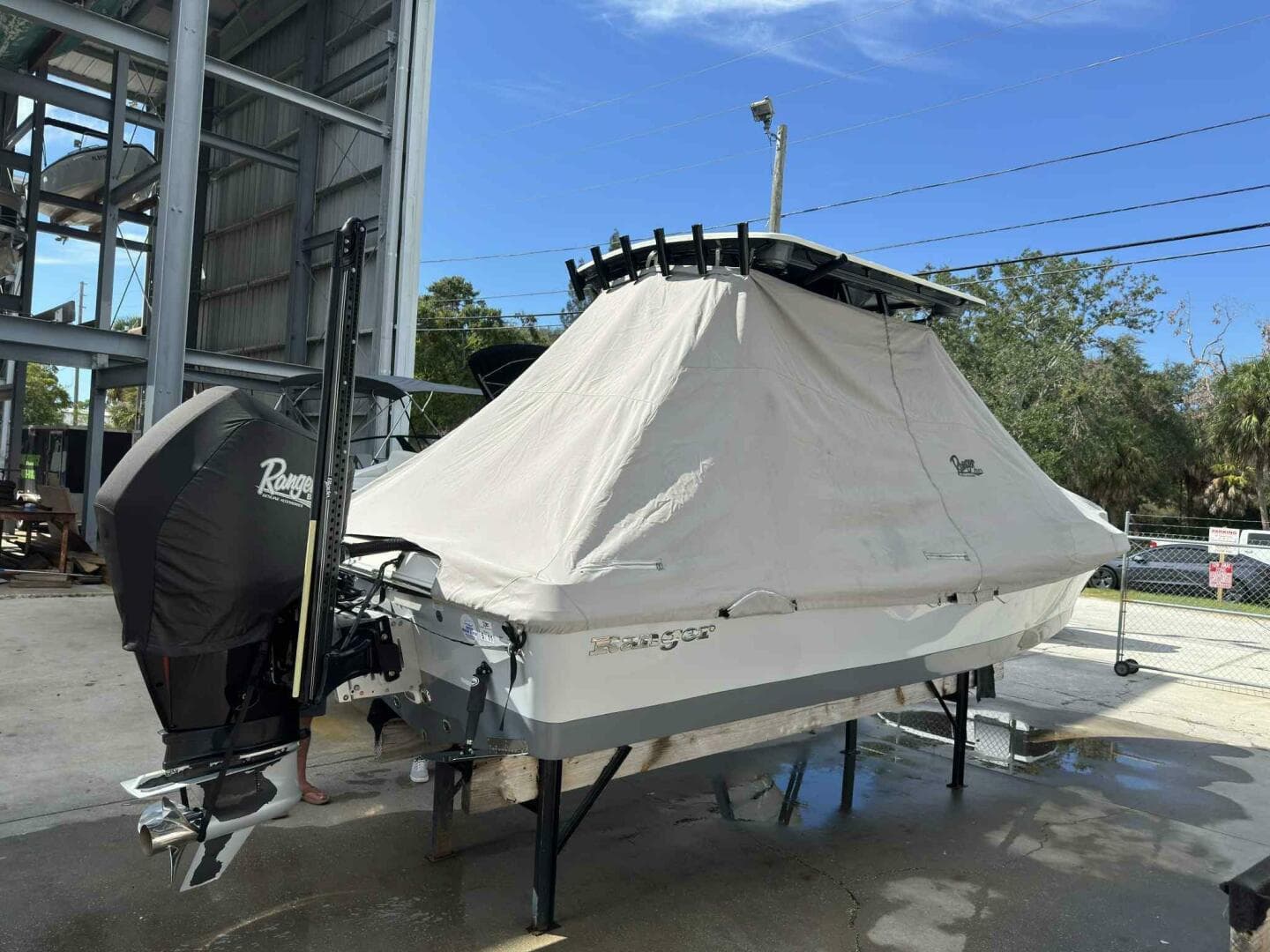 2020 Ranger 2360 Bay — photo 35