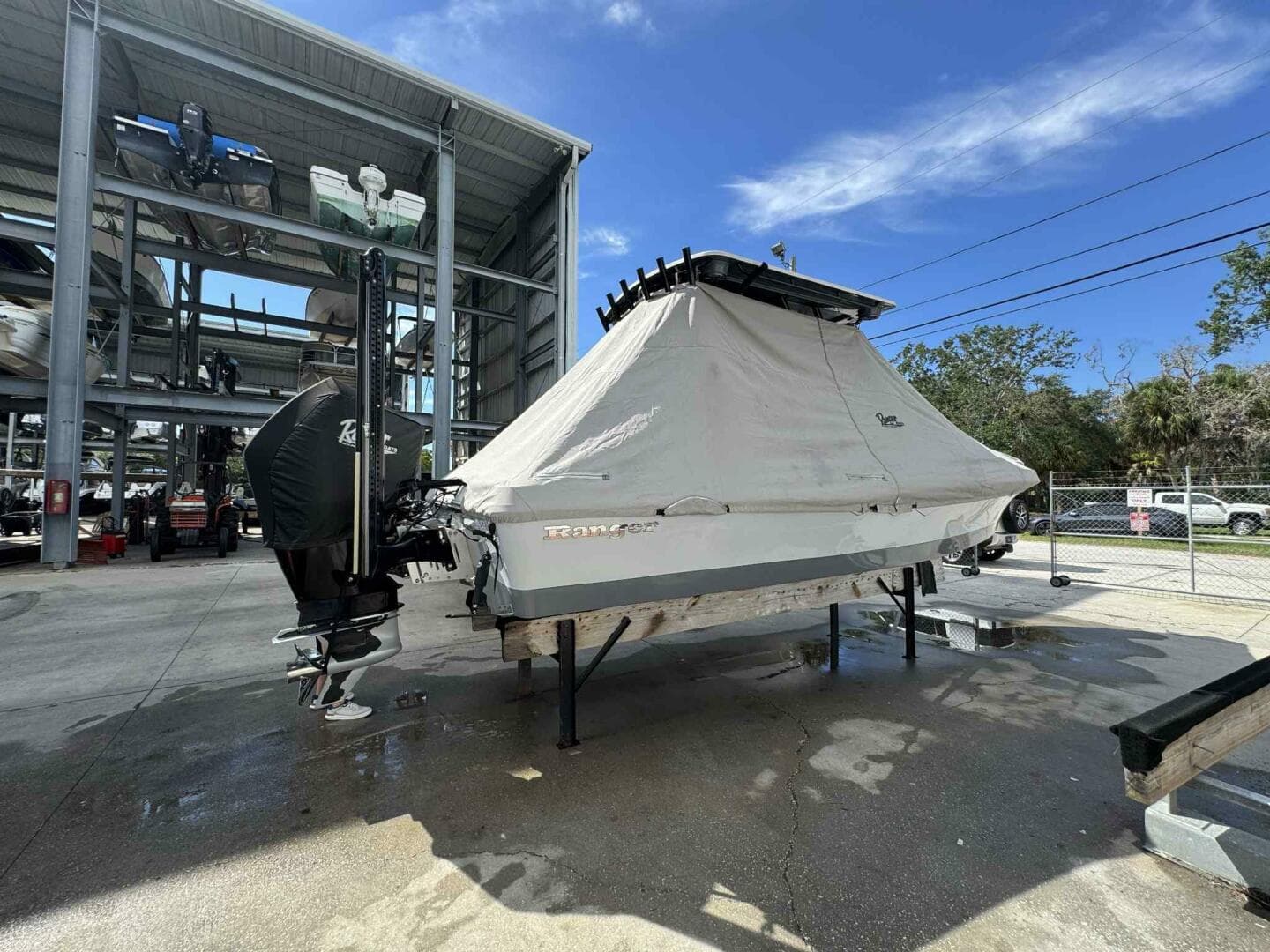 2020 Ranger 2360 Bay — photo 5