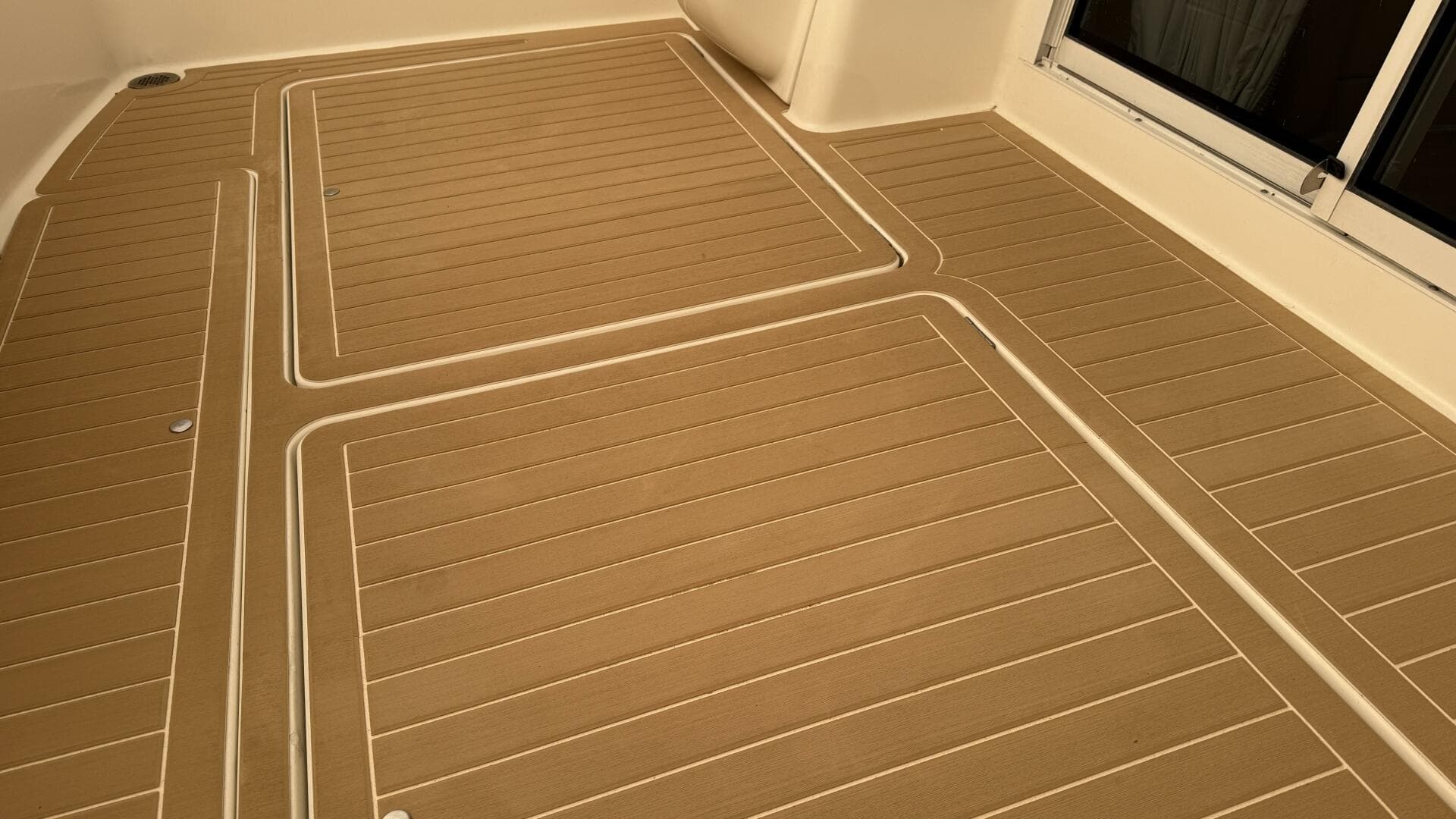 2004 Meridian 411 — photo 41