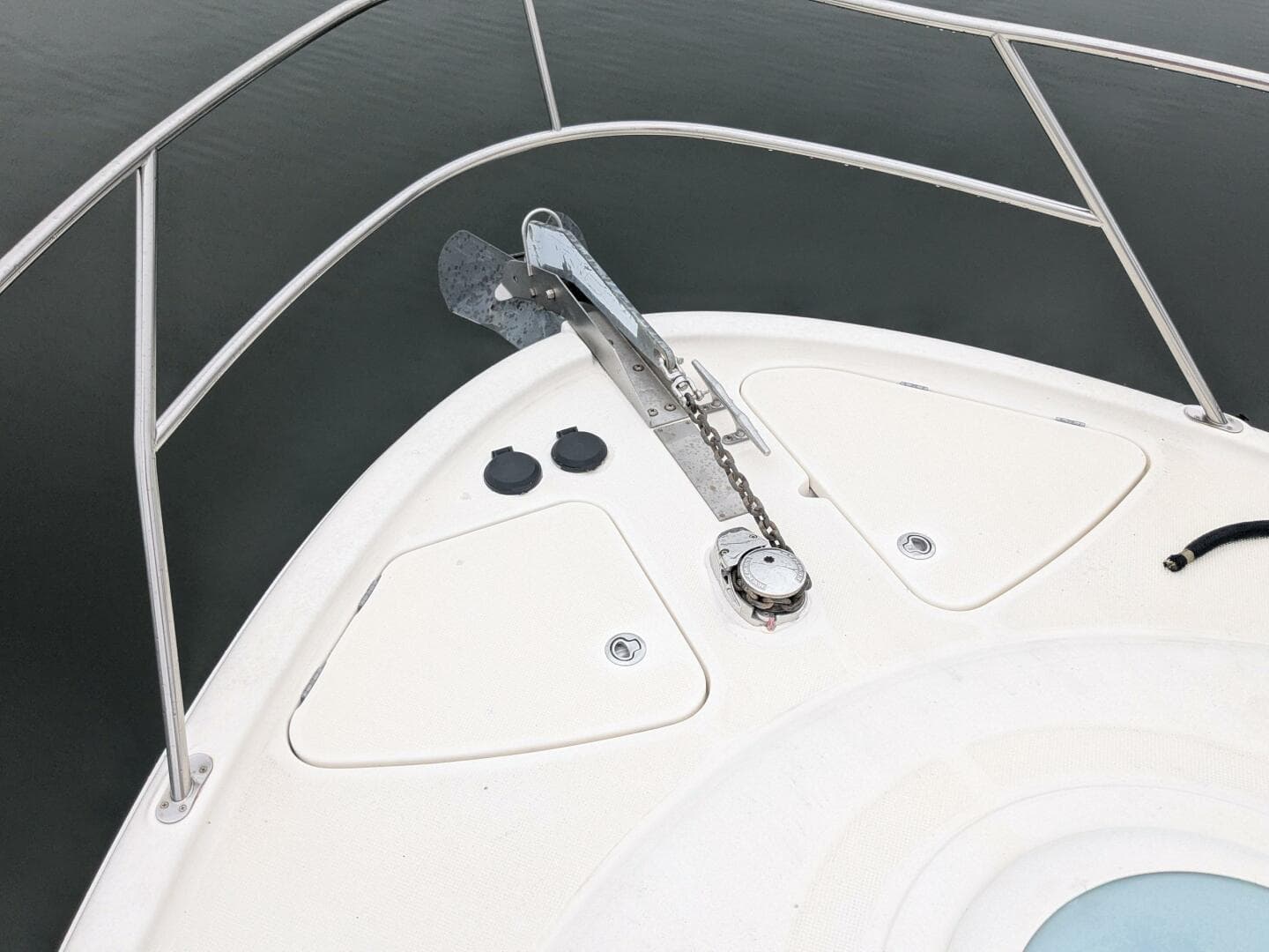 2004 Meridian 411 — photo 8