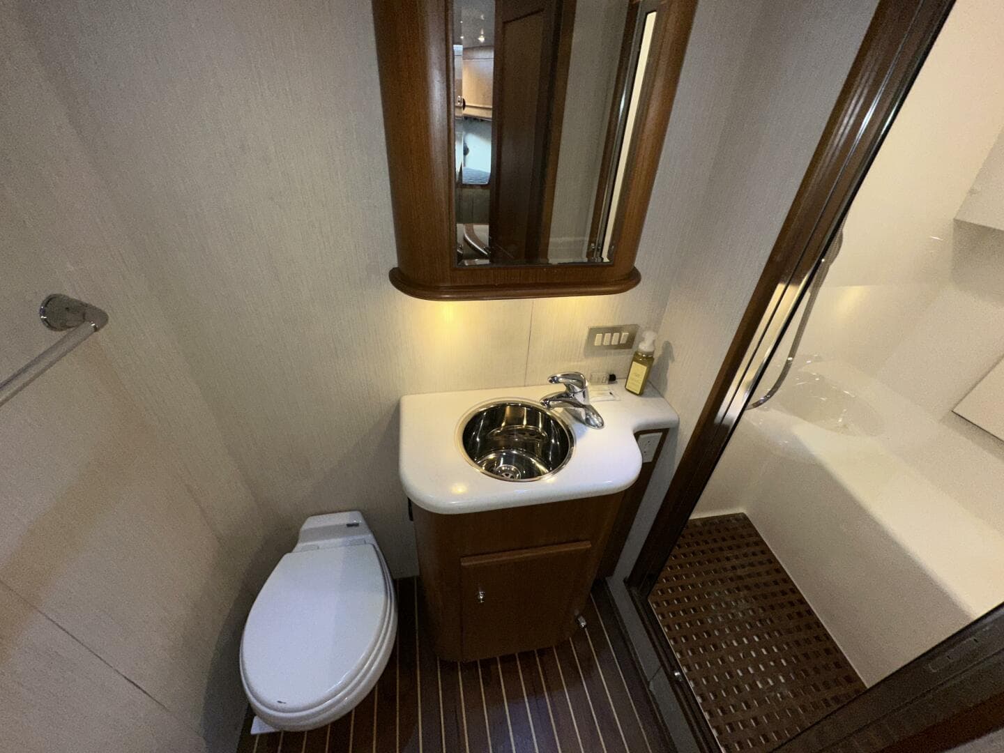 2007 Topaz 40 Express — photo 38