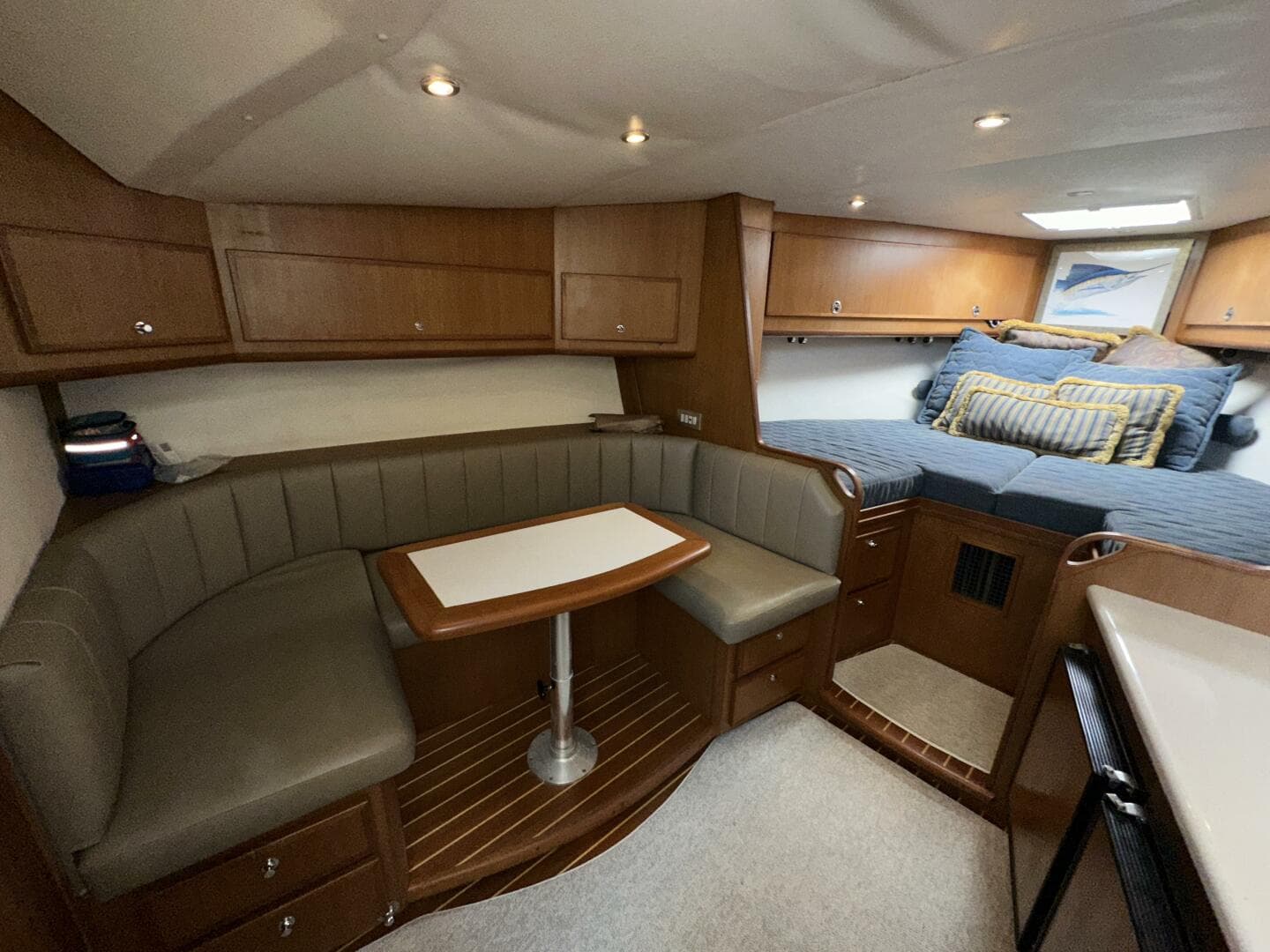 2007 Topaz 40 Express — photo 40