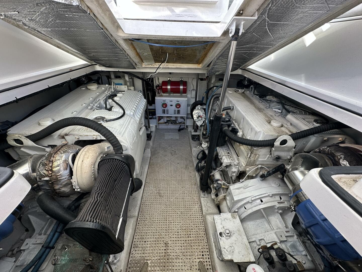 2007 Topaz 40 Express — photo 22