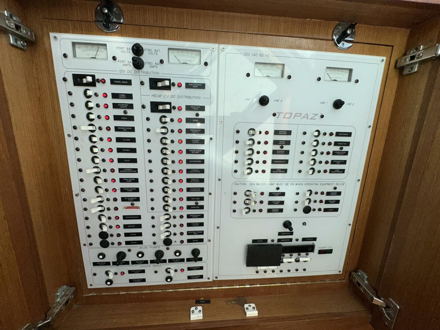 2007 Topaz 40 Express — photo 44