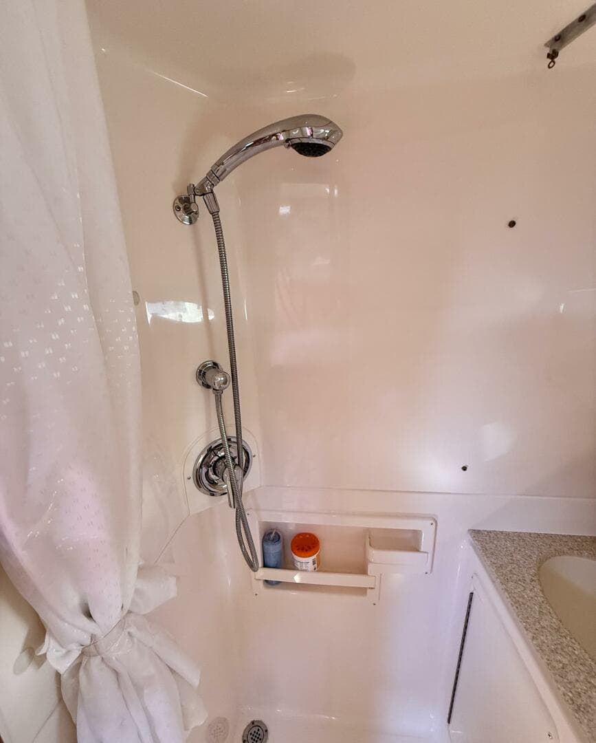 2003 Tiara Yachts 3500 — photo 30