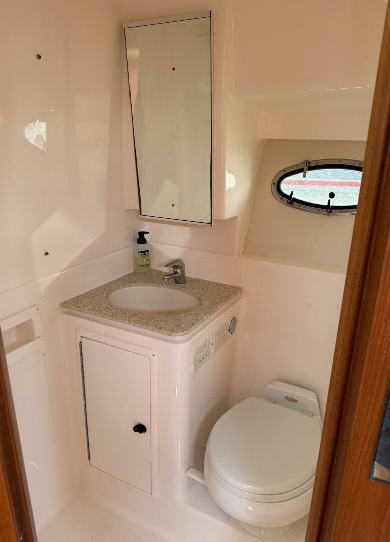 2003 Tiara Yachts 3500 — photo 29