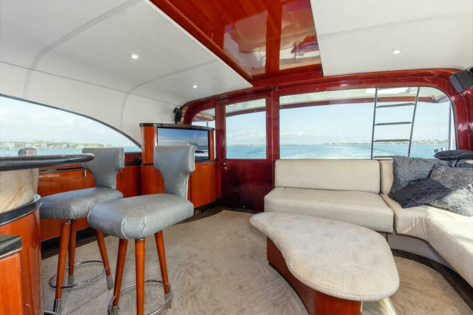 2004 Ebony Custom Sportfish 65 Convertible — photo 15