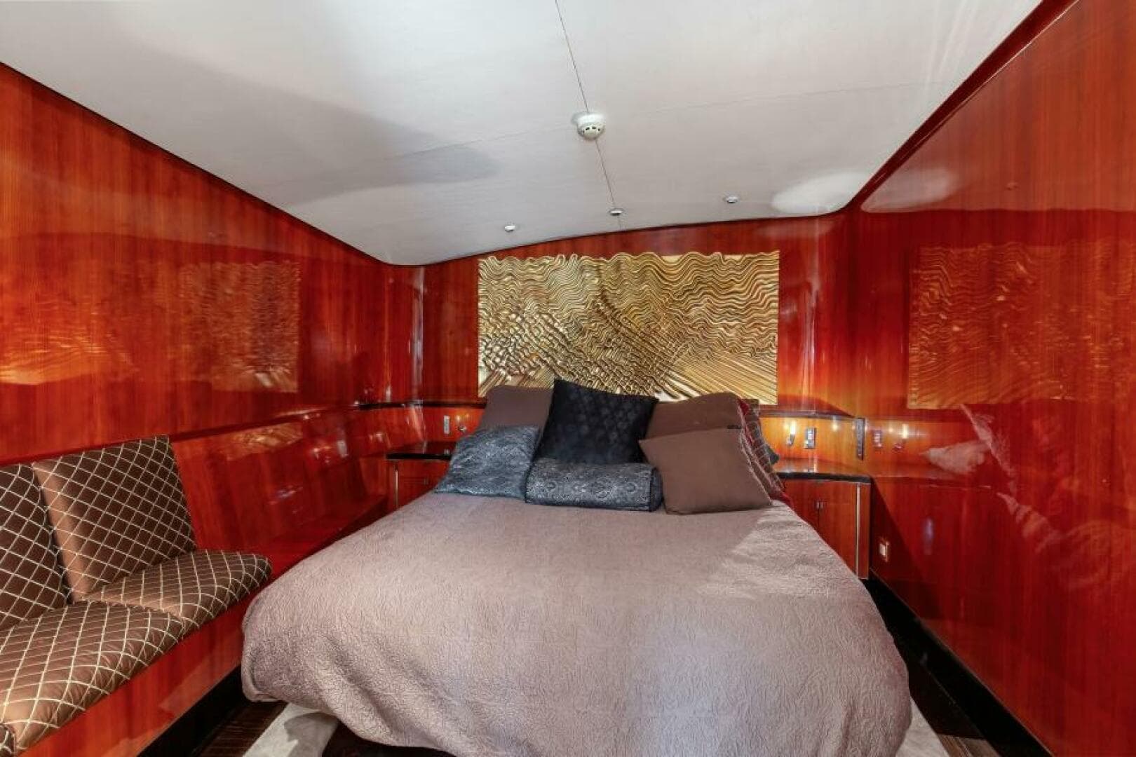 2004 Ebony Custom Sportfish 65 Convertible — photo 21