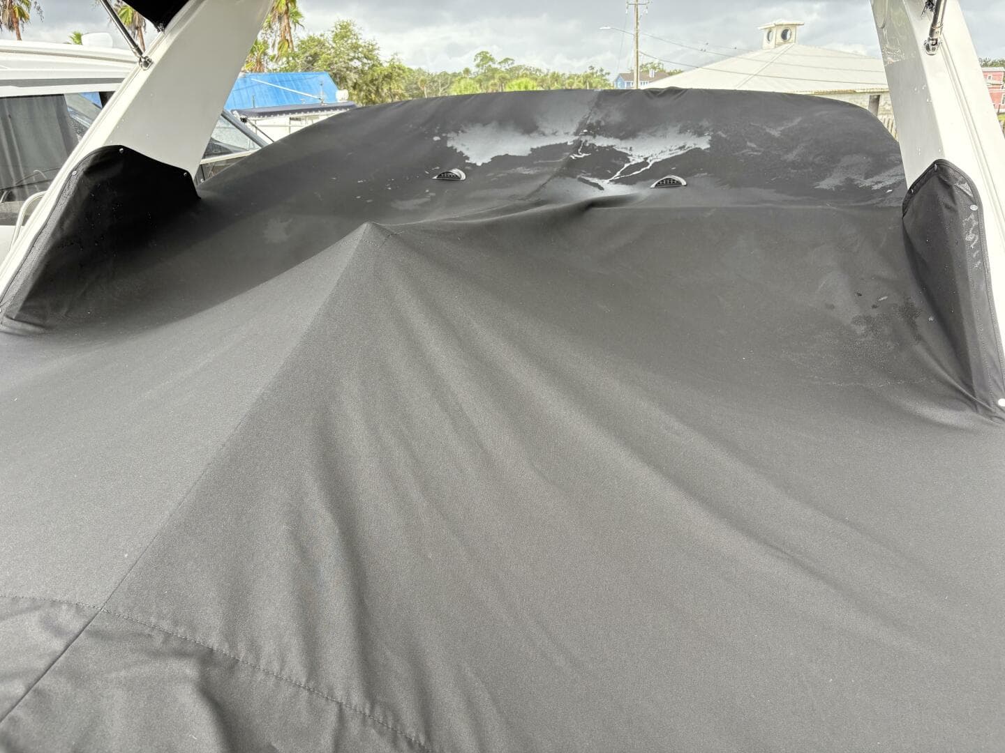 2012 Sea Ray 310 Sundancer — photo 49