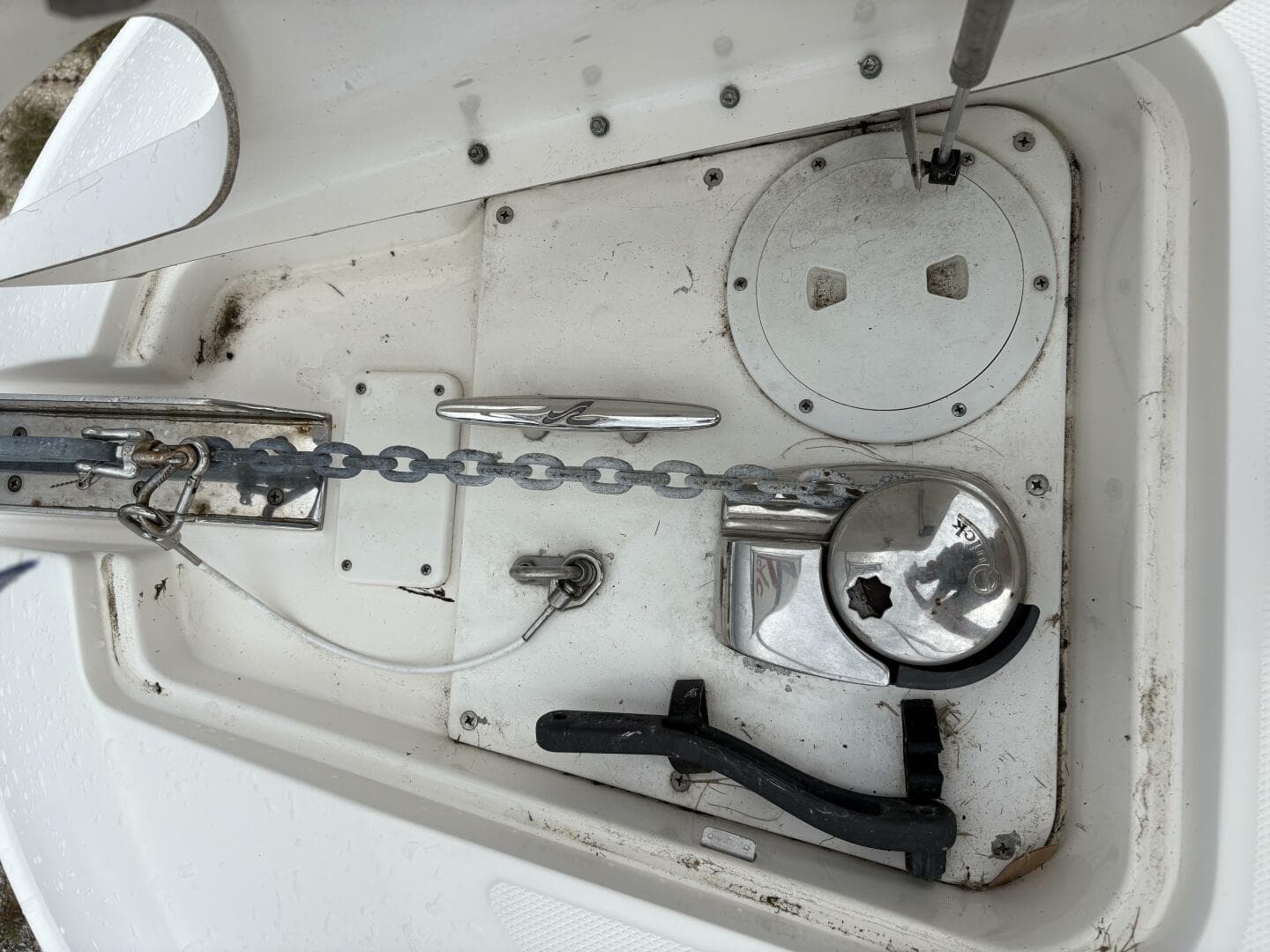 2012 Sea Ray 310 Sundancer — photo 18