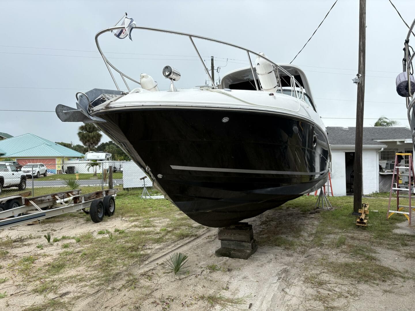 2012 Sea Ray 310 Sundancer — photo 4
