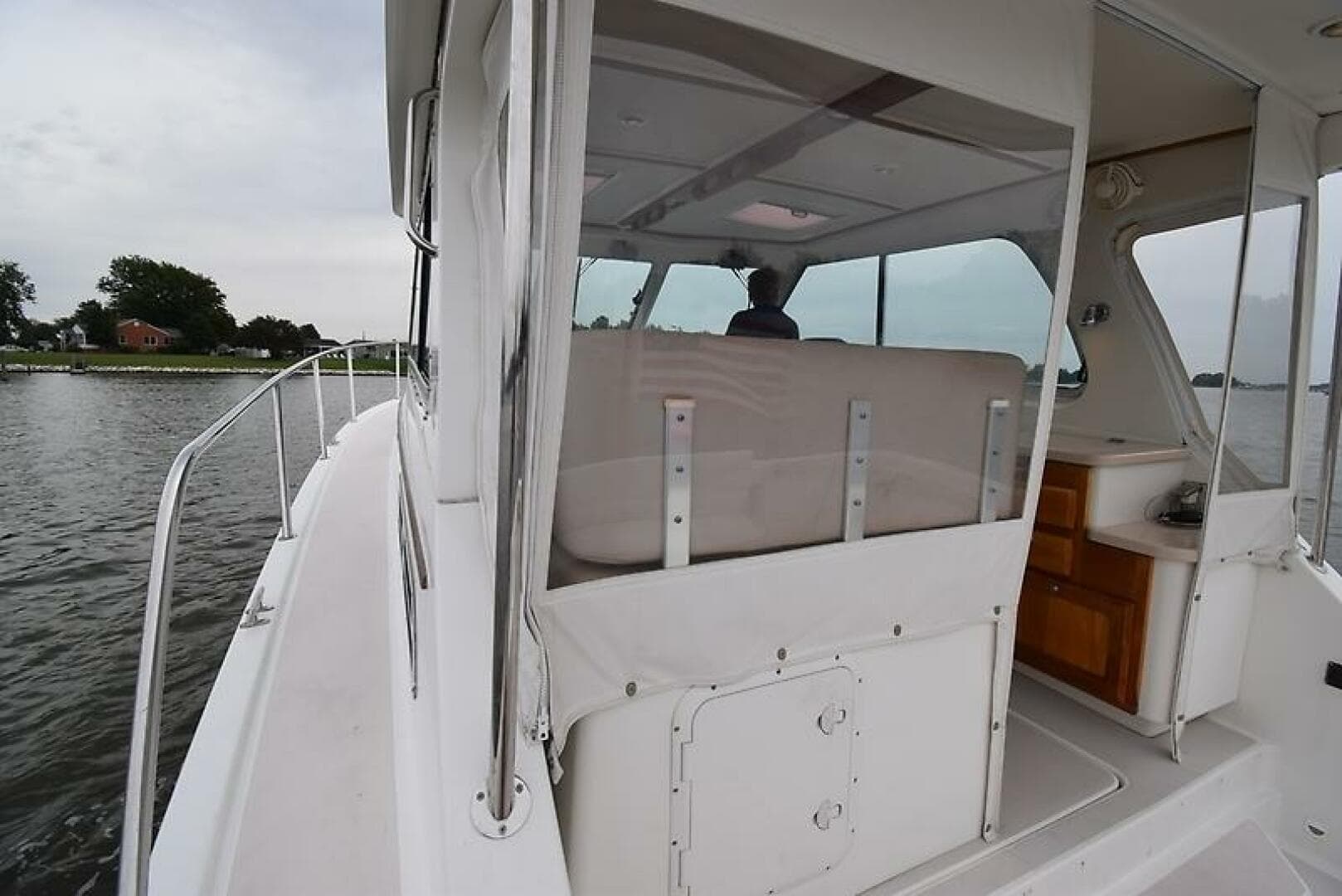 2007 Back Cove 33 — photo 12