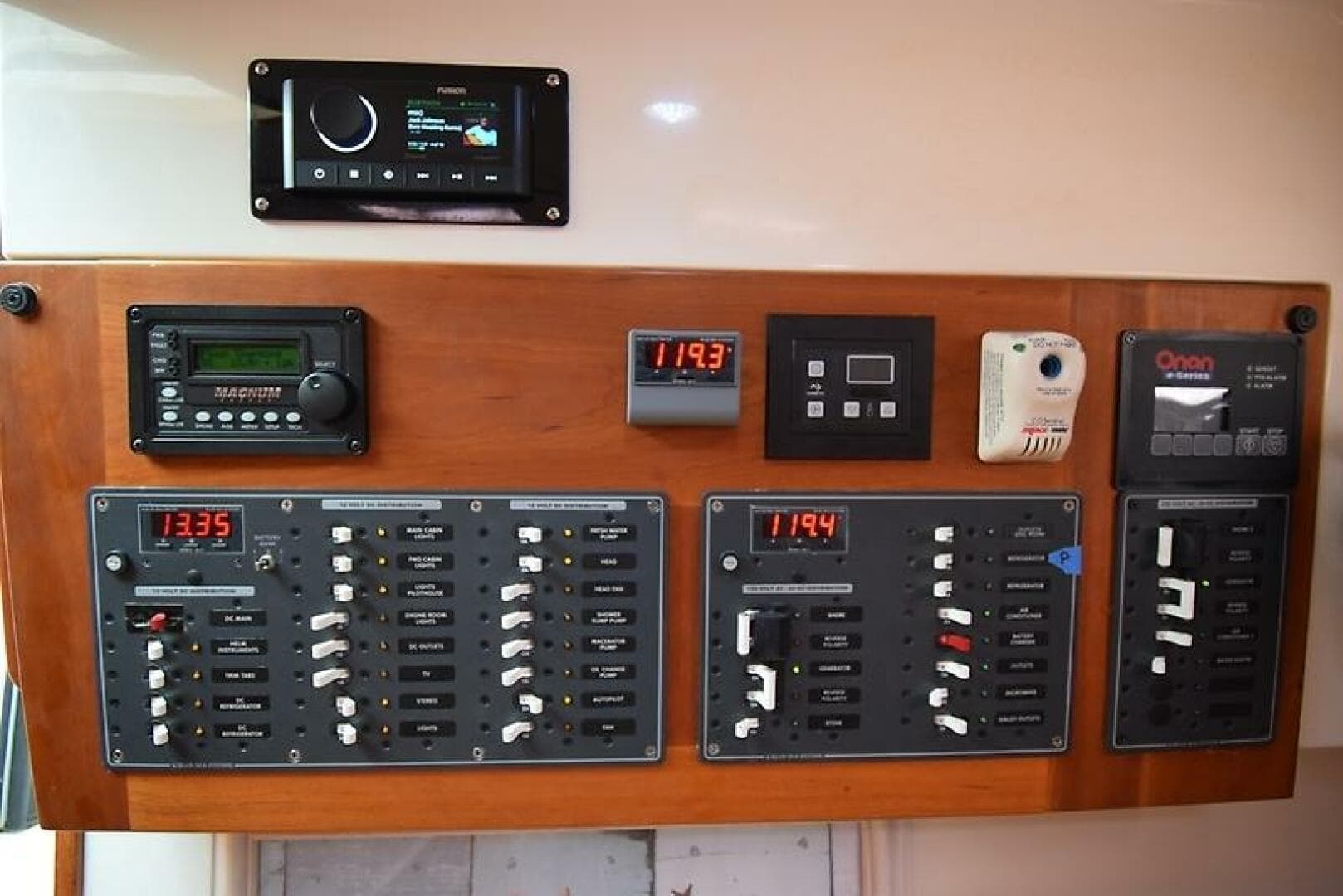 2007 Back Cove 33 — photo 36