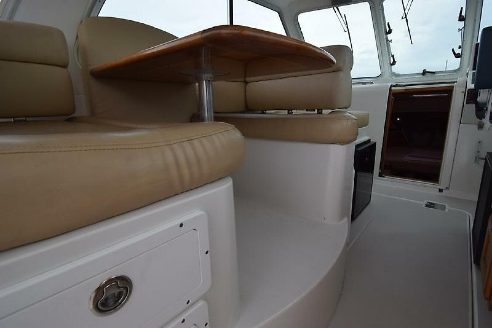 2007 Back Cove 33 — photo 16