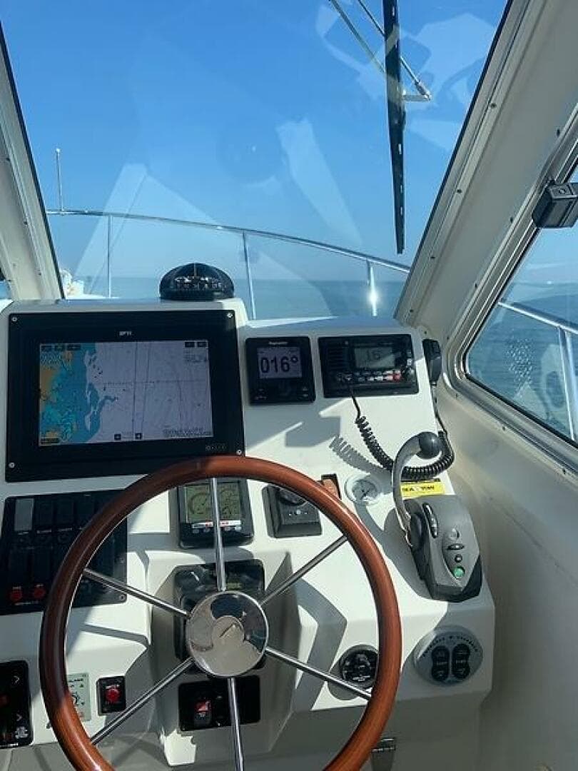 2007 Back Cove 33 — photo 40