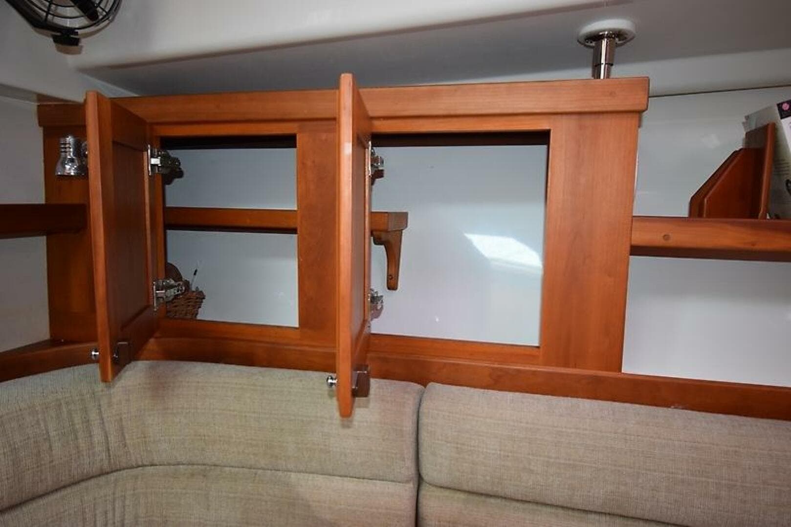 2007 Back Cove 33 — photo 29