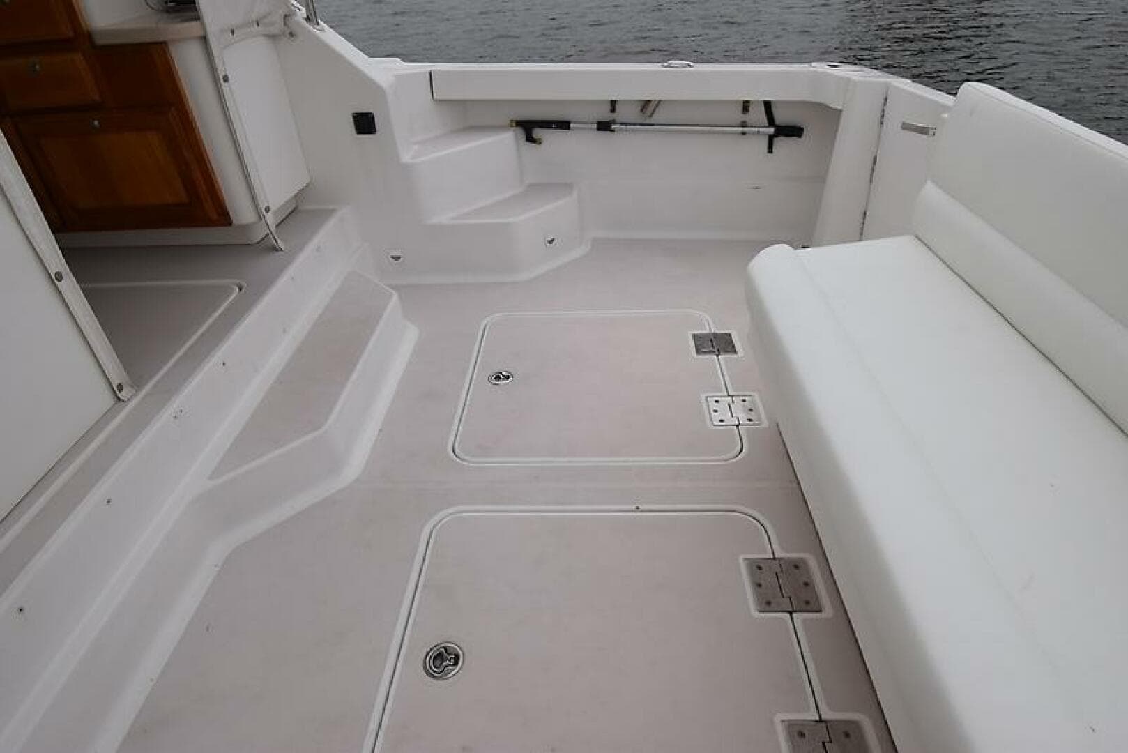 2007 Back Cove 33 — photo 10