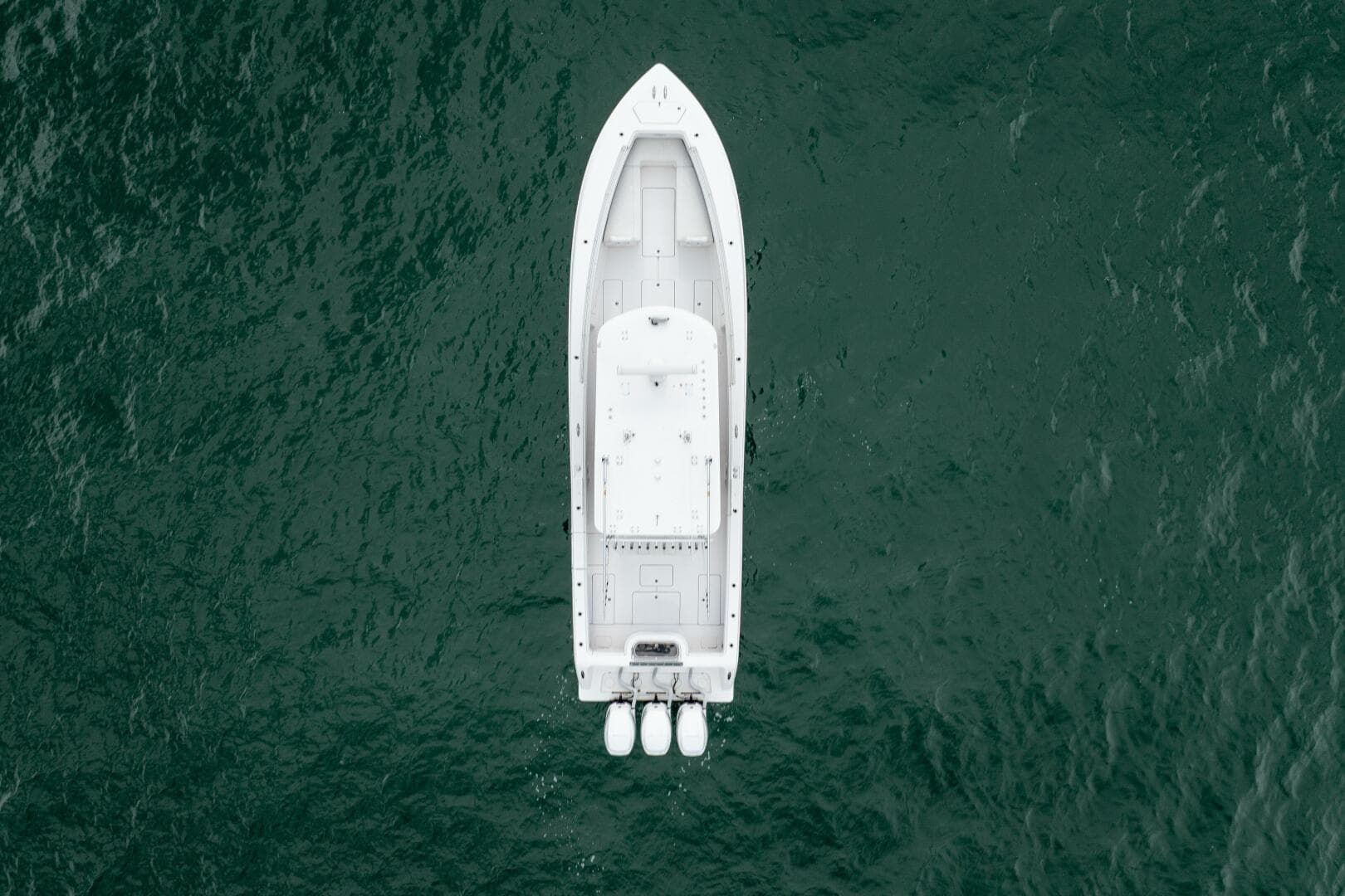 2020 Invincible 30 Open — photo 14