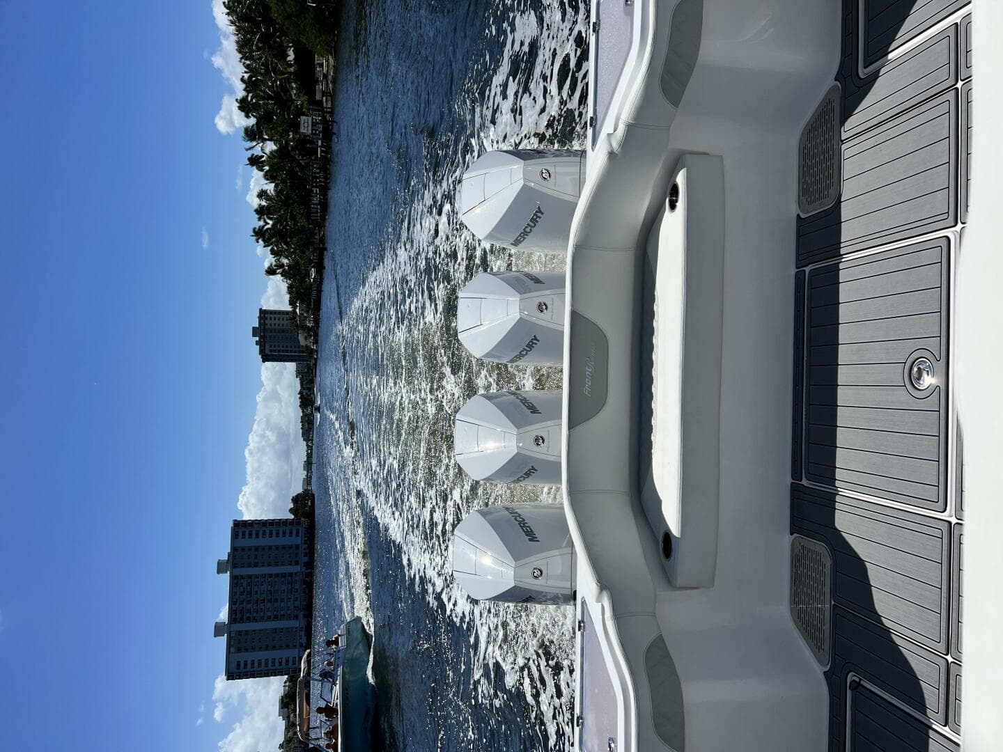 2022 Front Runner — photo 36