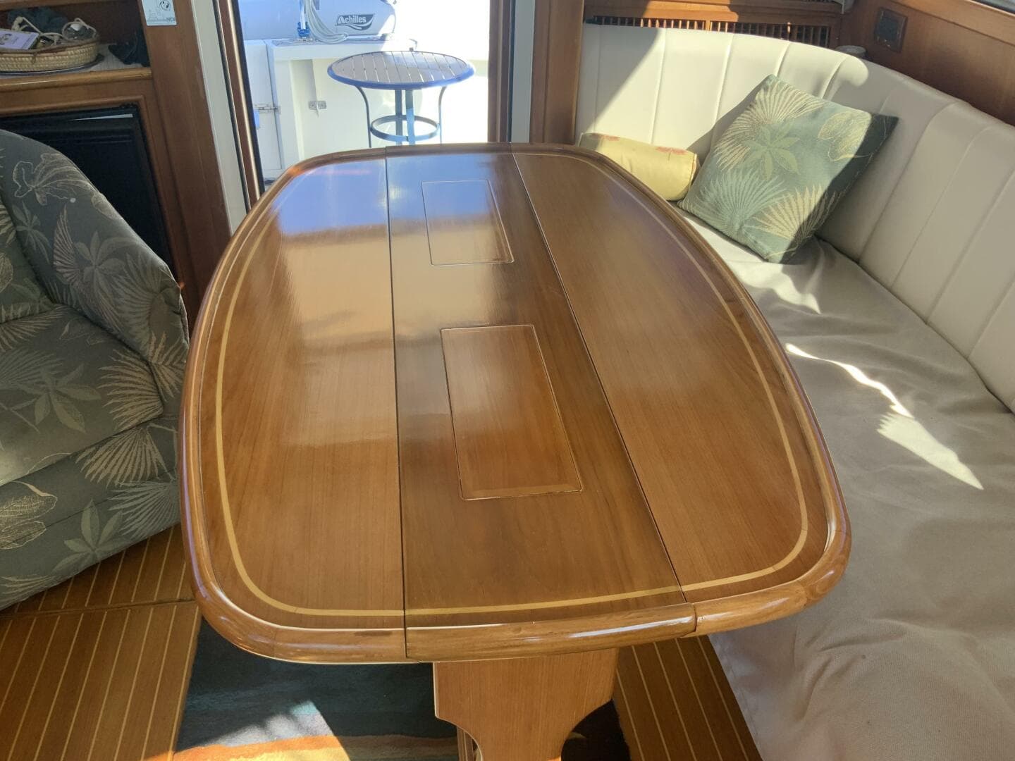 2004 Eastbay 43 SX — photo 22