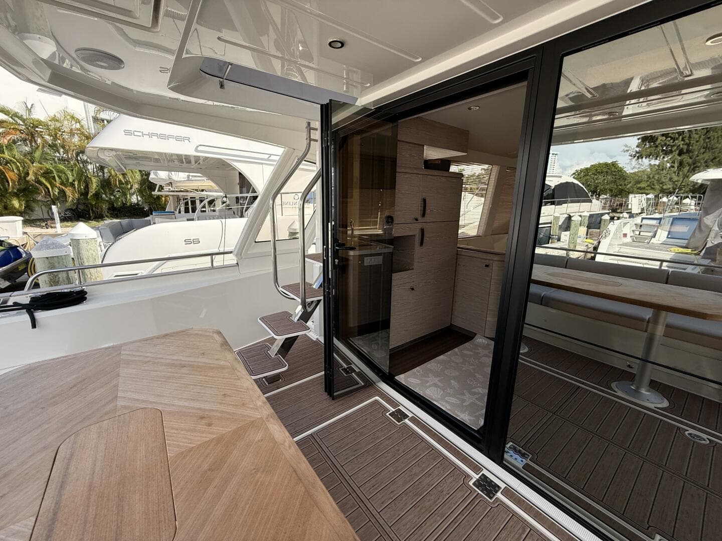 2024 Greenline 48 Fly Hybrid — photo 11