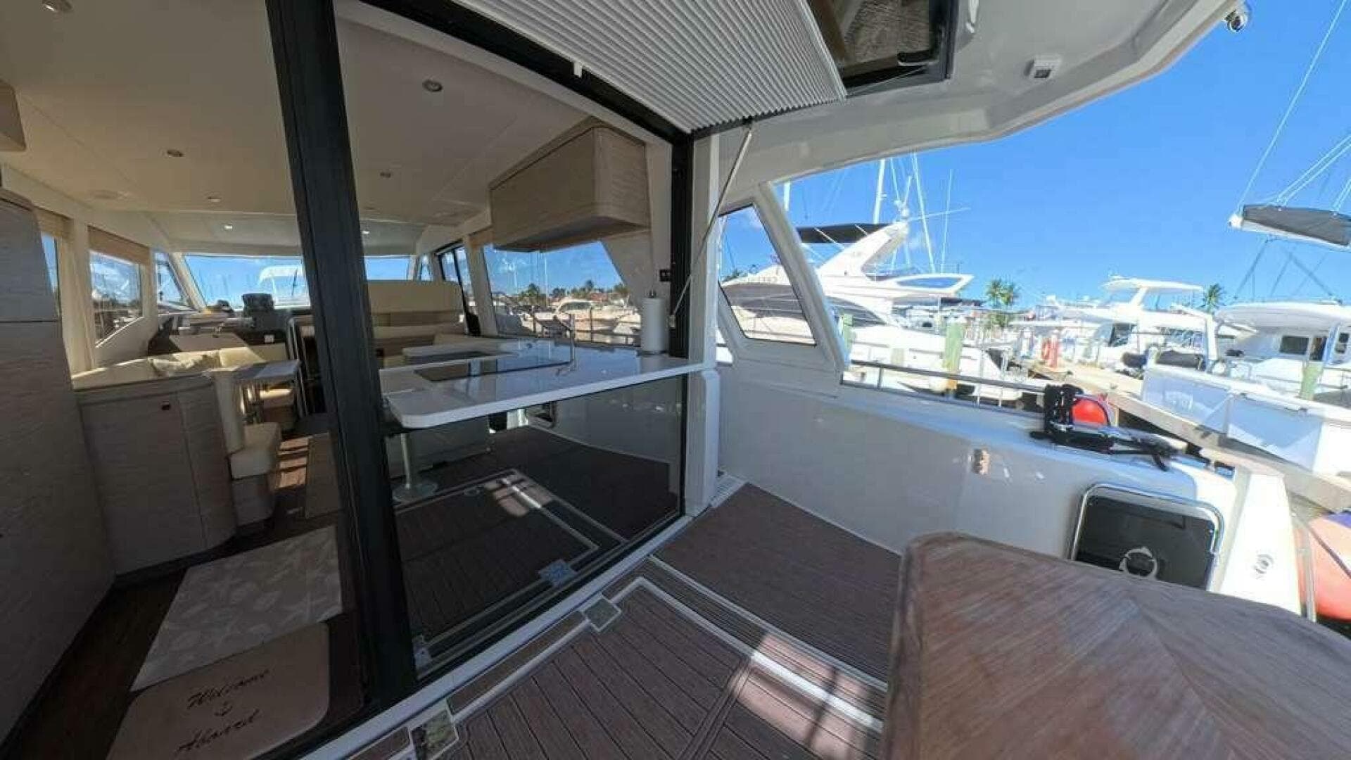 2024 Greenline 48 Fly Hybrid — photo 16