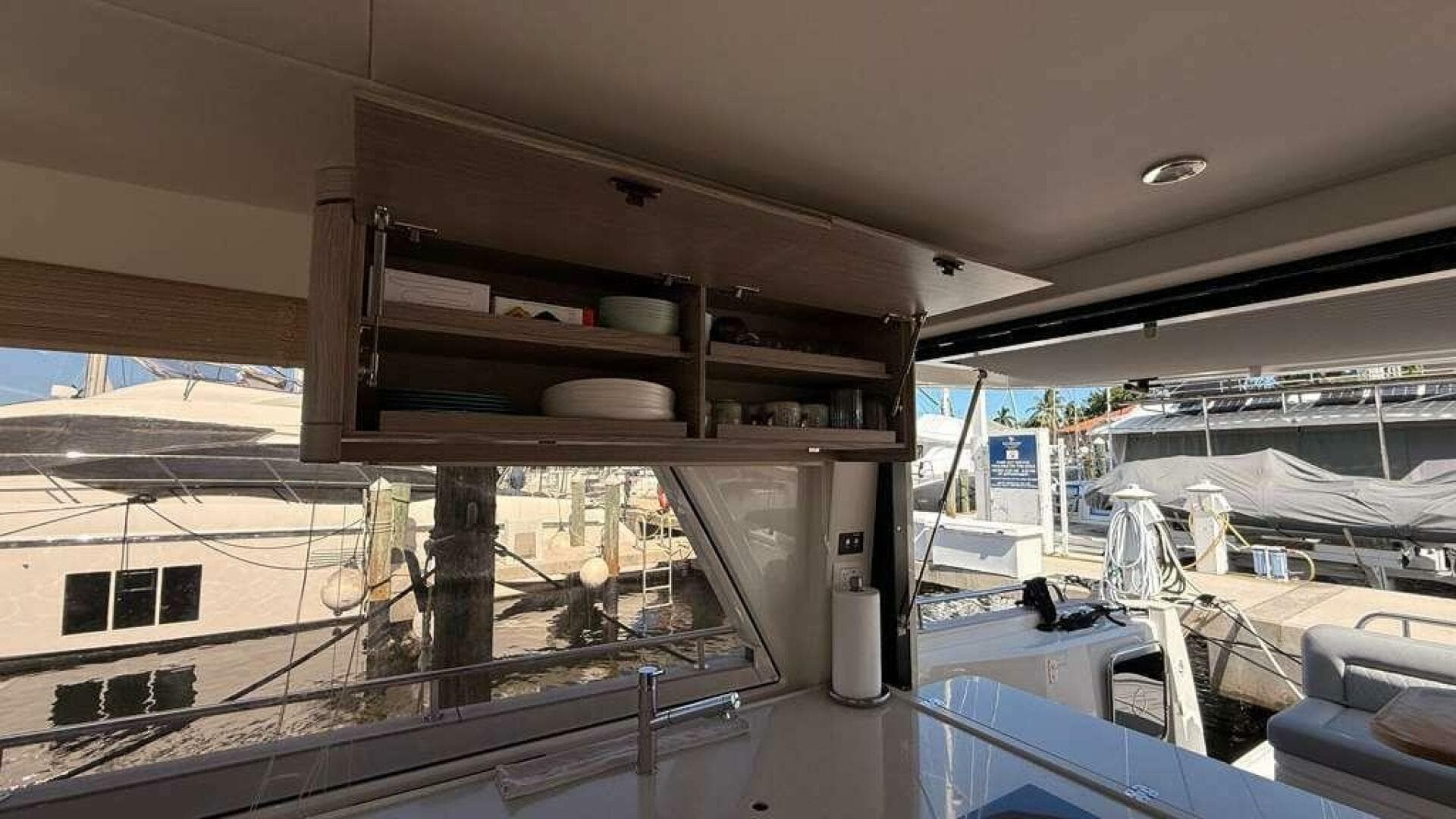 2024 Greenline 48 Fly Hybrid — photo 29