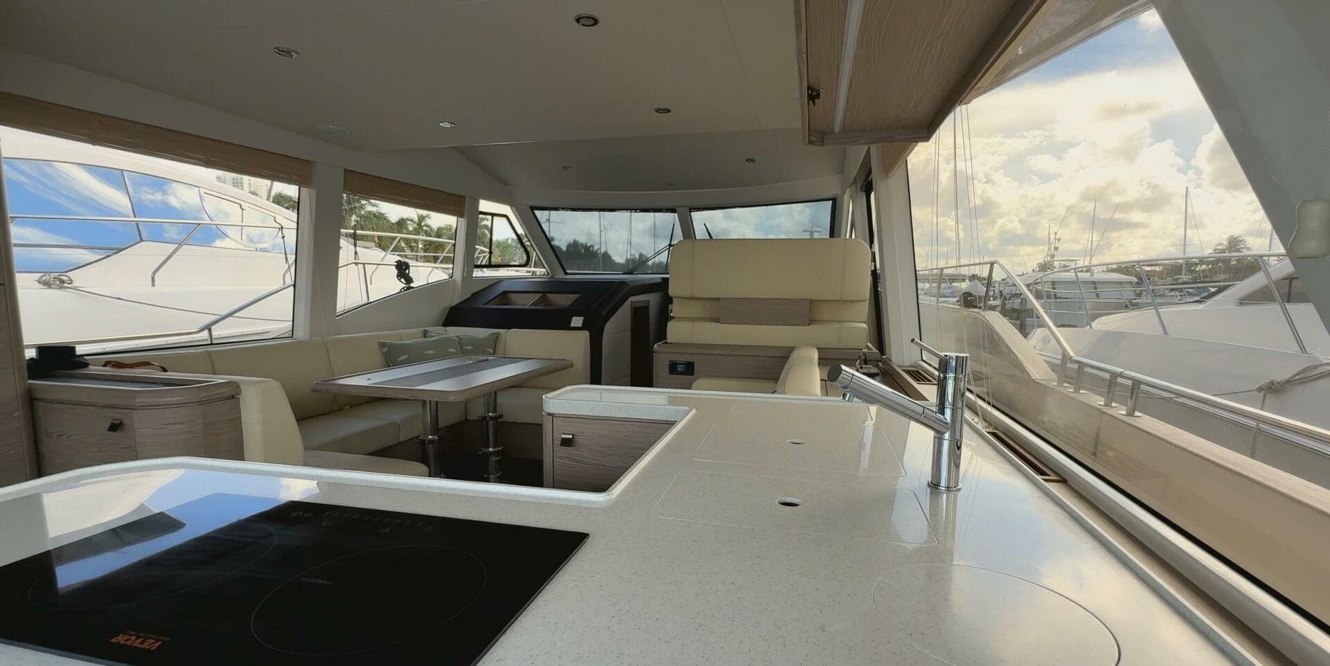2024 Greenline 48 Fly Hybrid — photo 27