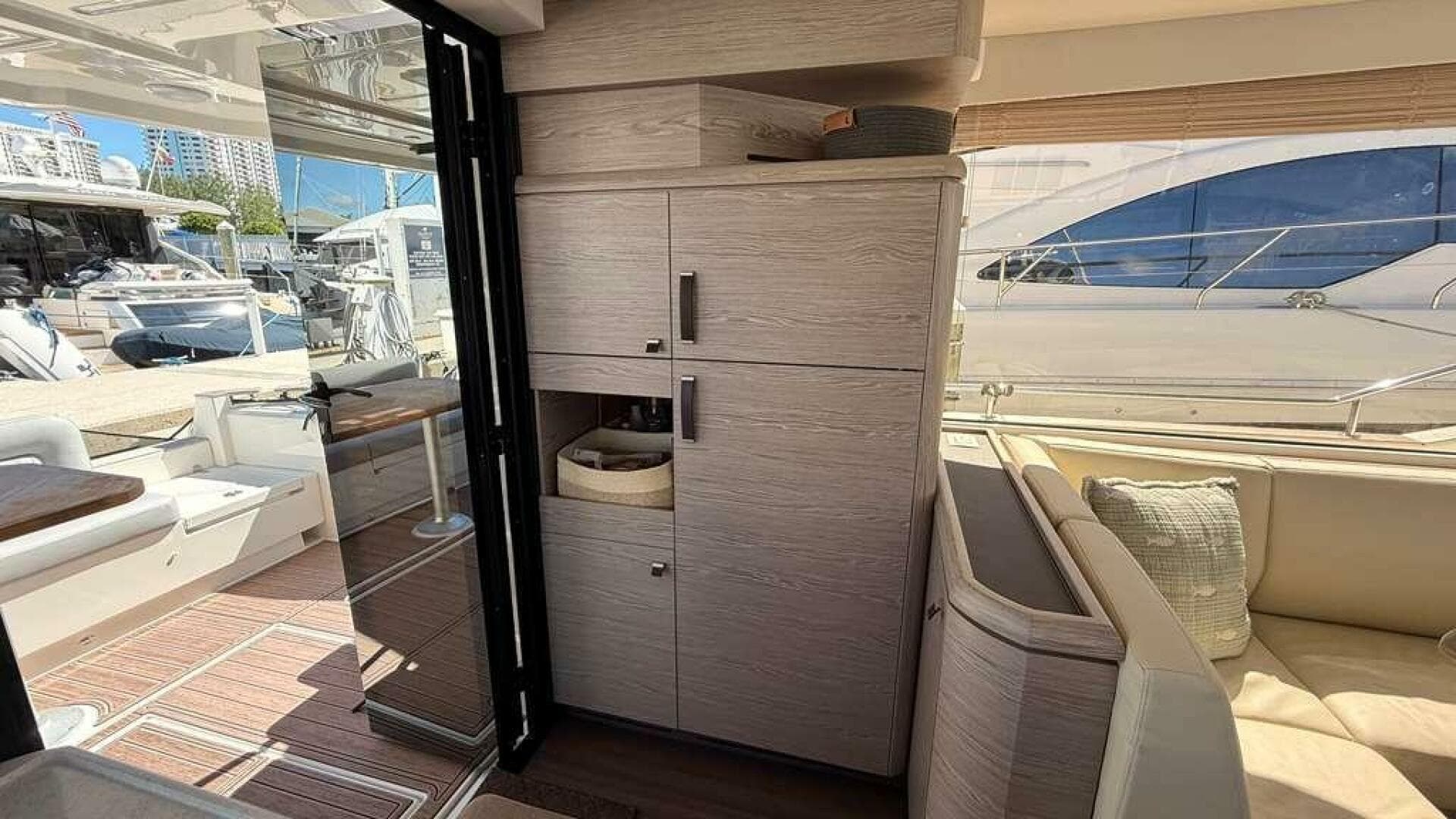 2024 Greenline 48 Fly Hybrid — photo 31