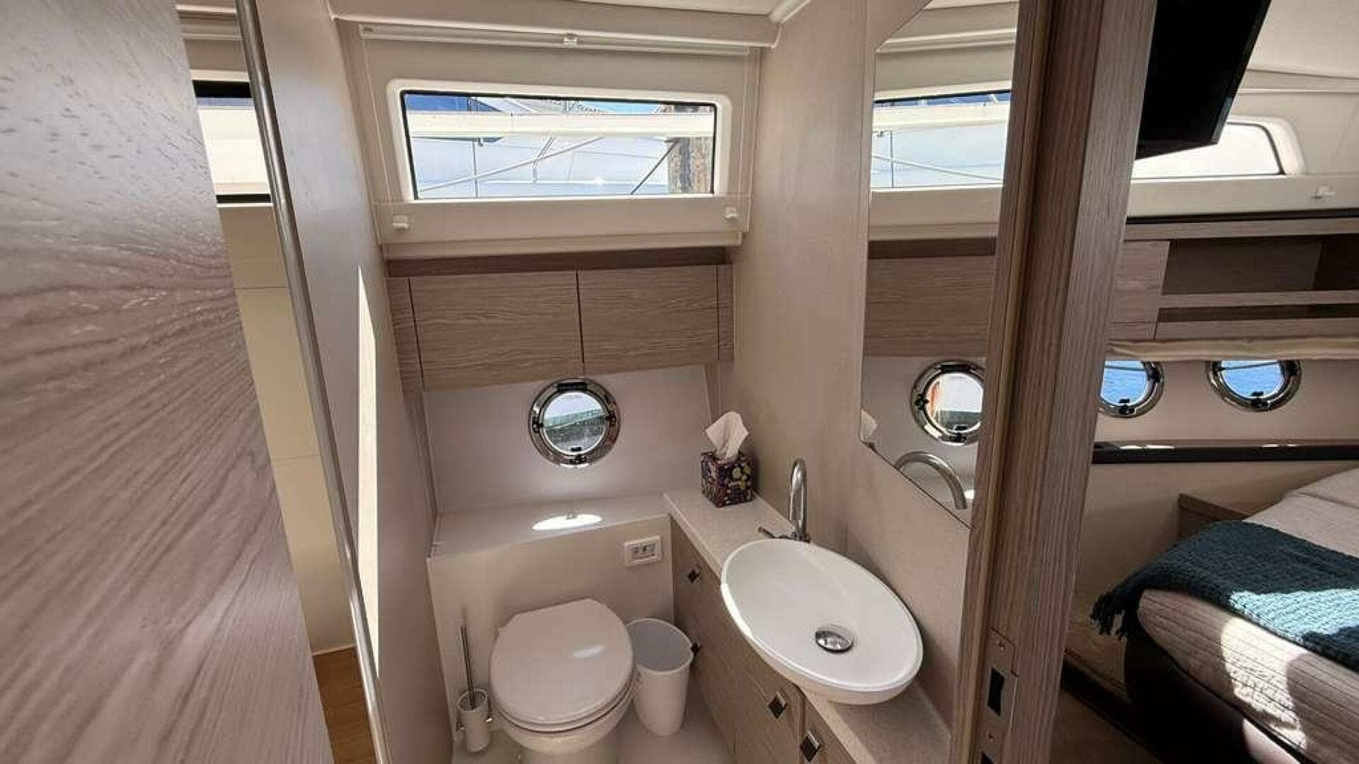 2024 Greenline 48 Fly Hybrid — photo 72