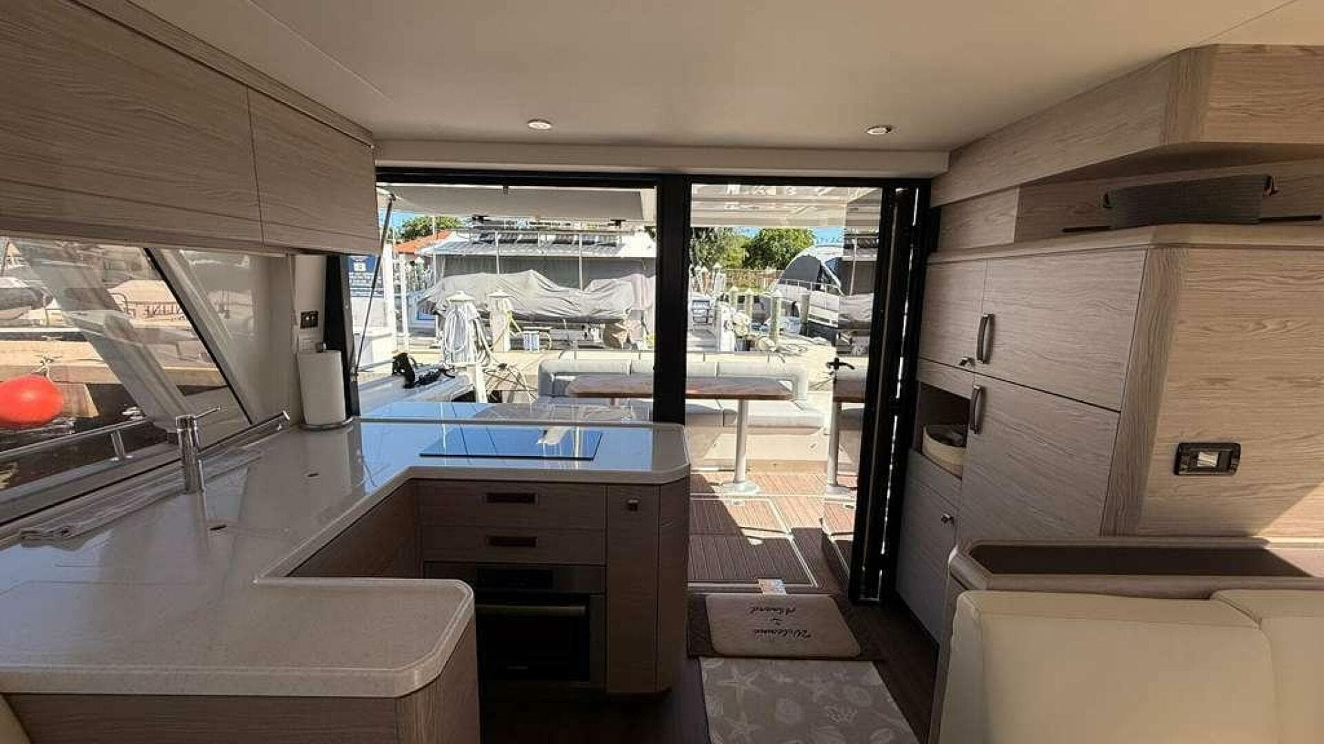 2024 Greenline 48 Fly Hybrid — photo 24