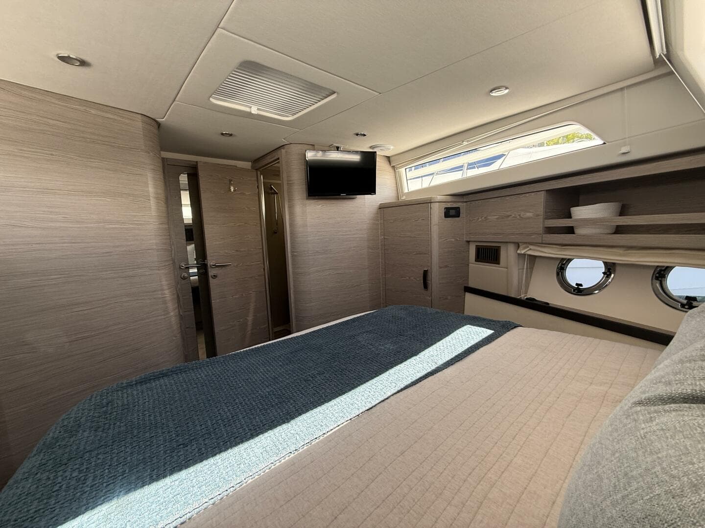 2024 Greenline 48 Fly Hybrid — photo 65