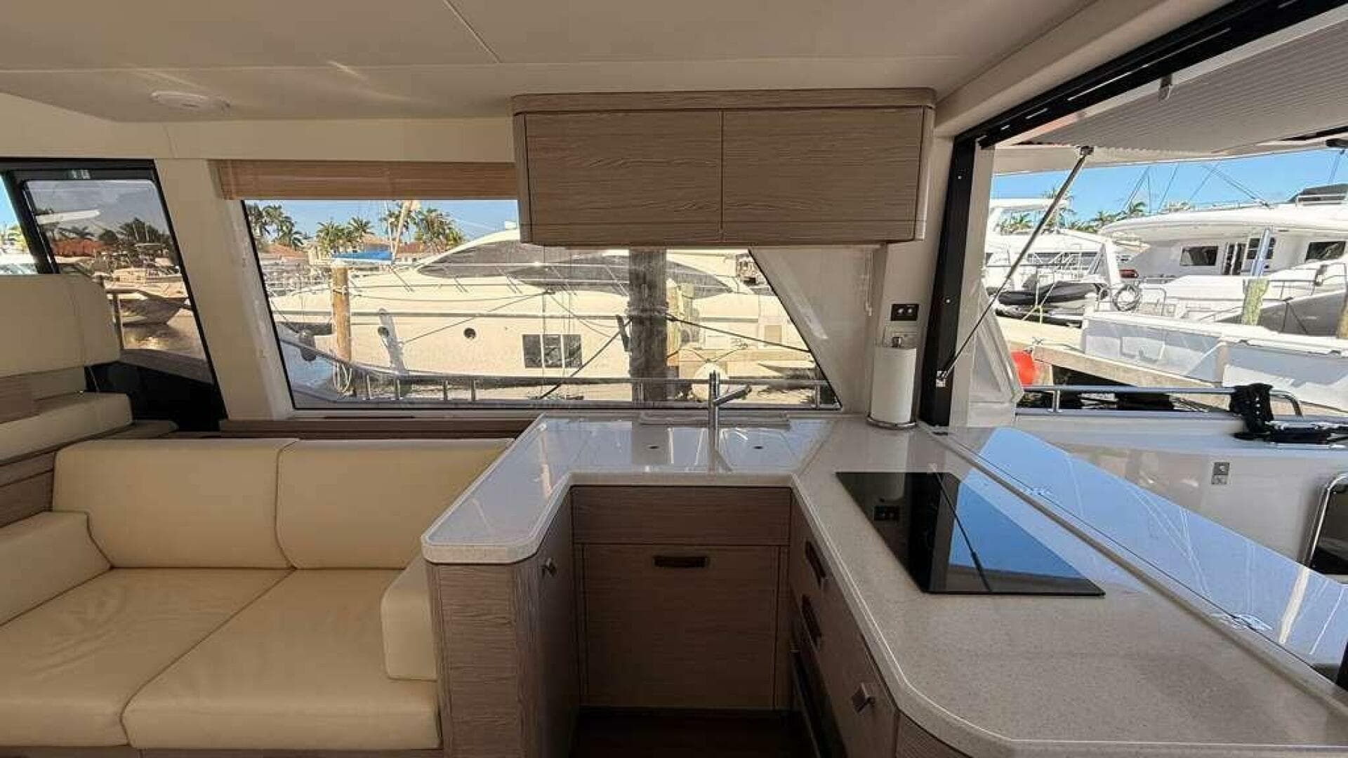 2024 Greenline 48 Fly Hybrid — photo 26