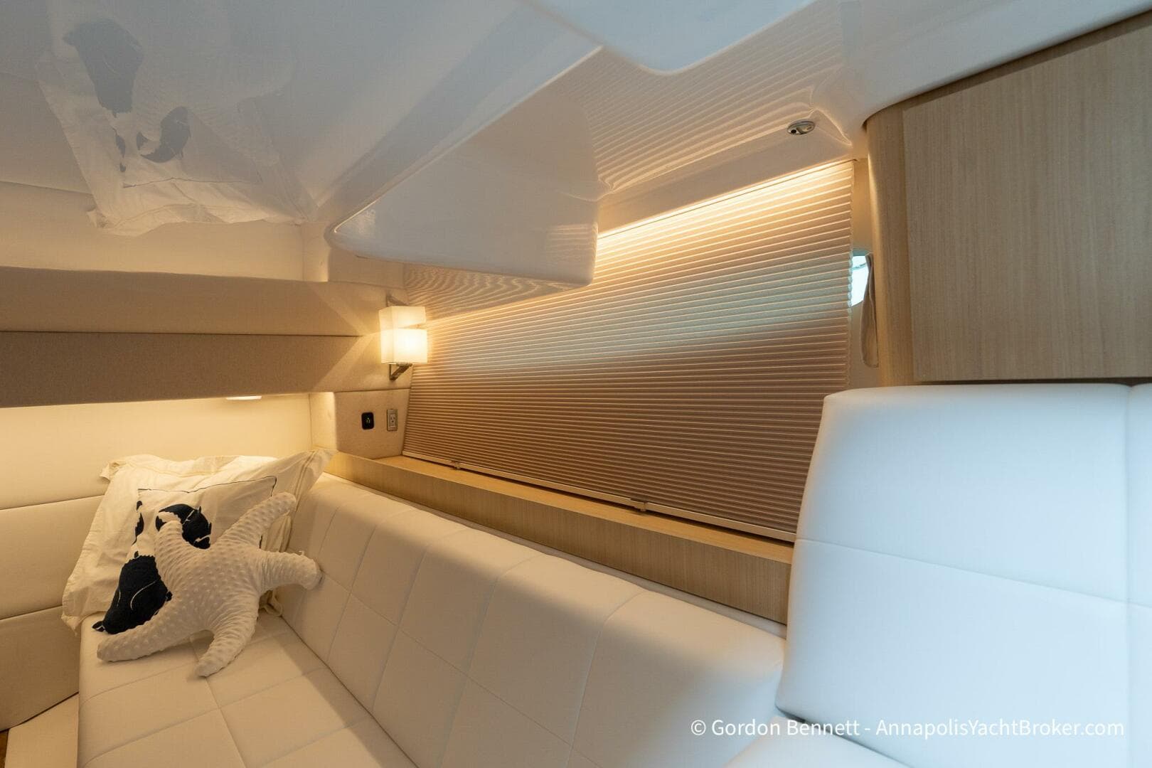 2024 Regal 36 Xo — photo 47