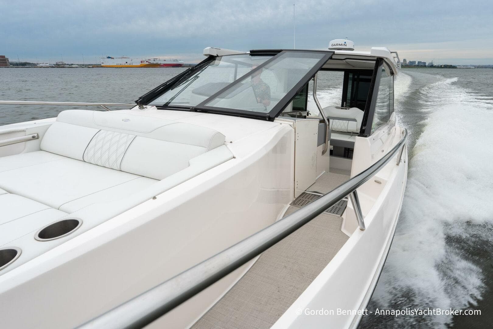 2024 Regal 36 Xo — photo 4