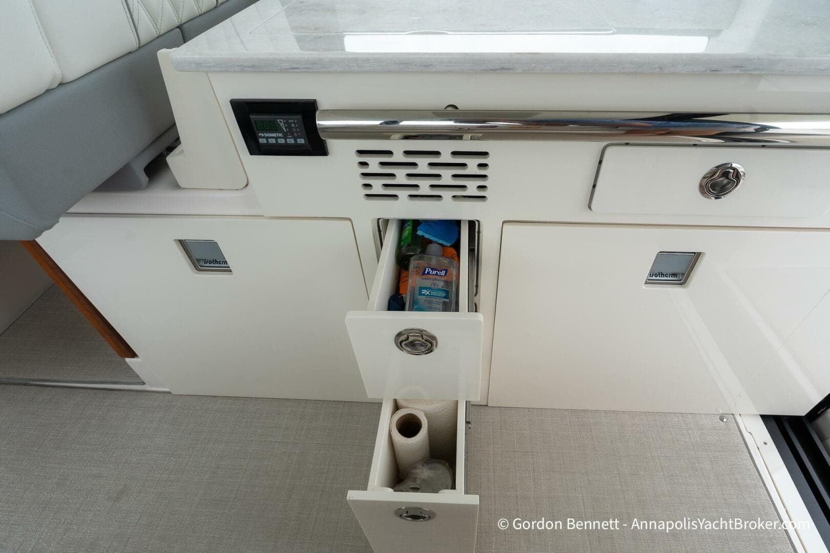 2024 Regal 36 Xo — photo 22