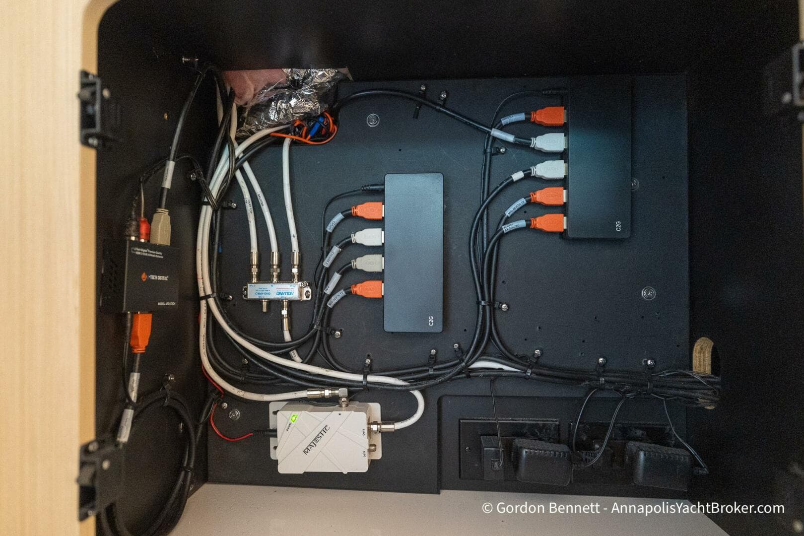 2024 Regal 36 Xo — photo 57