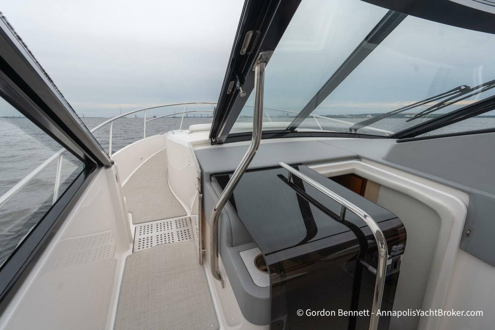 2024 Regal 36 Xo — photo 8