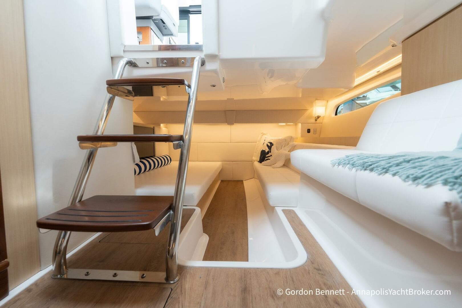 2024 Regal 36 Xo — photo 42