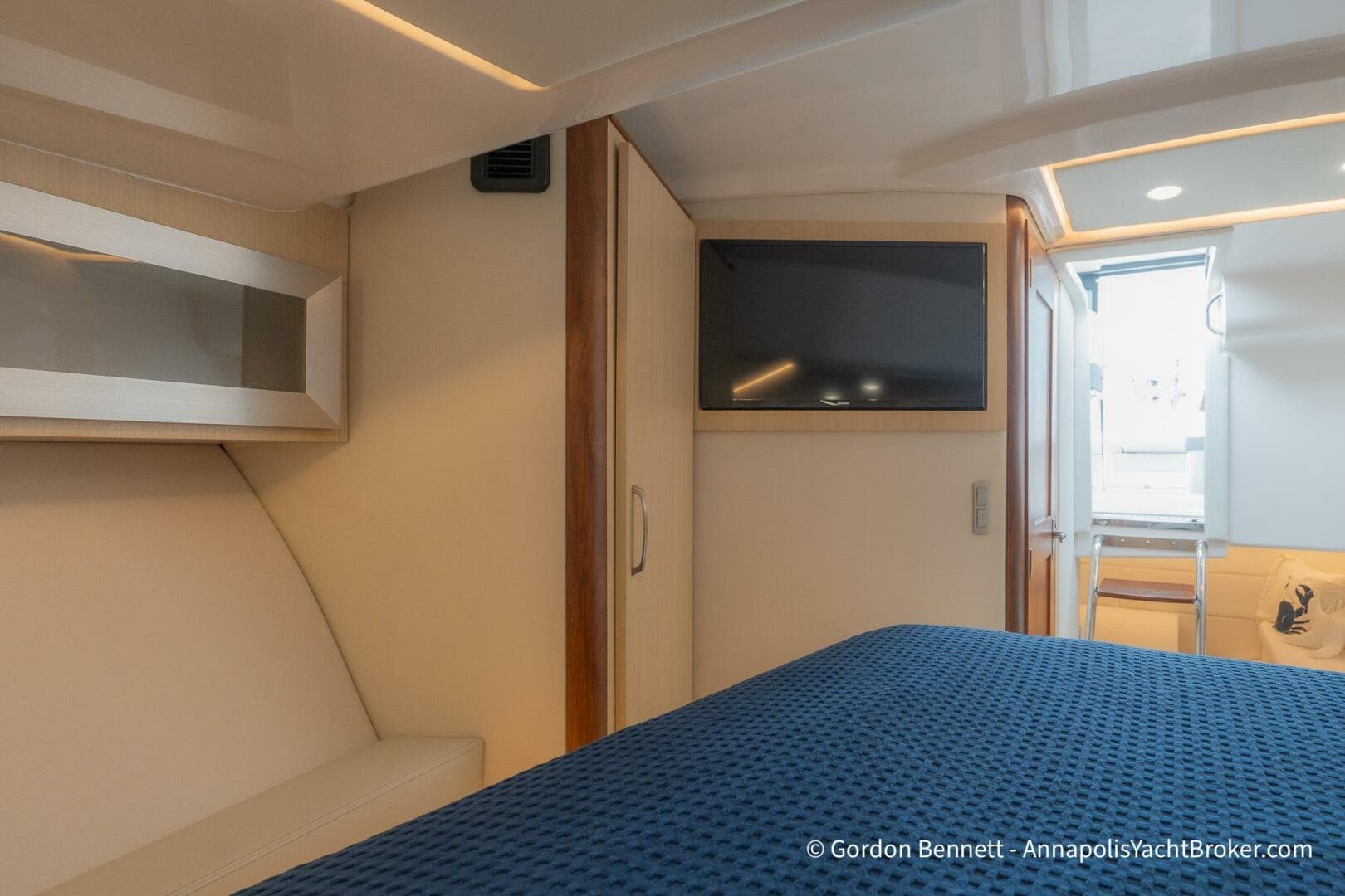 2024 Regal 36 Xo — photo 40